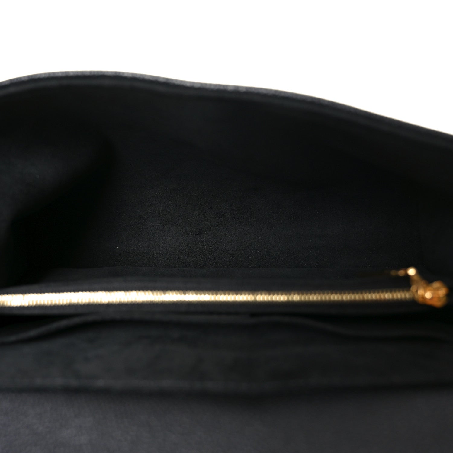 Louis Vuitton Empreinte Monogram Giant Madeleine MM Black 5 of 9