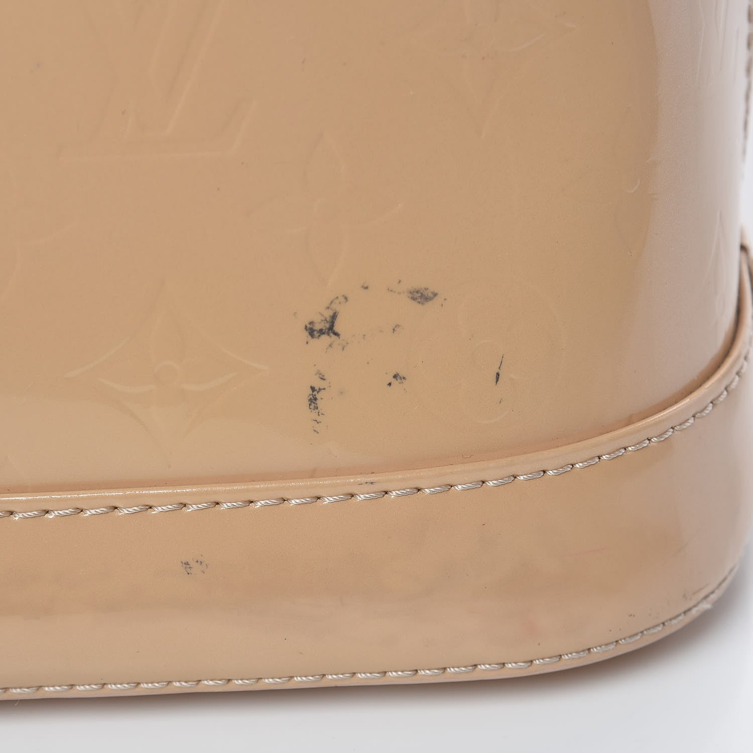 Louis Vuitton Vernis Alma PM Dune 10 of 17