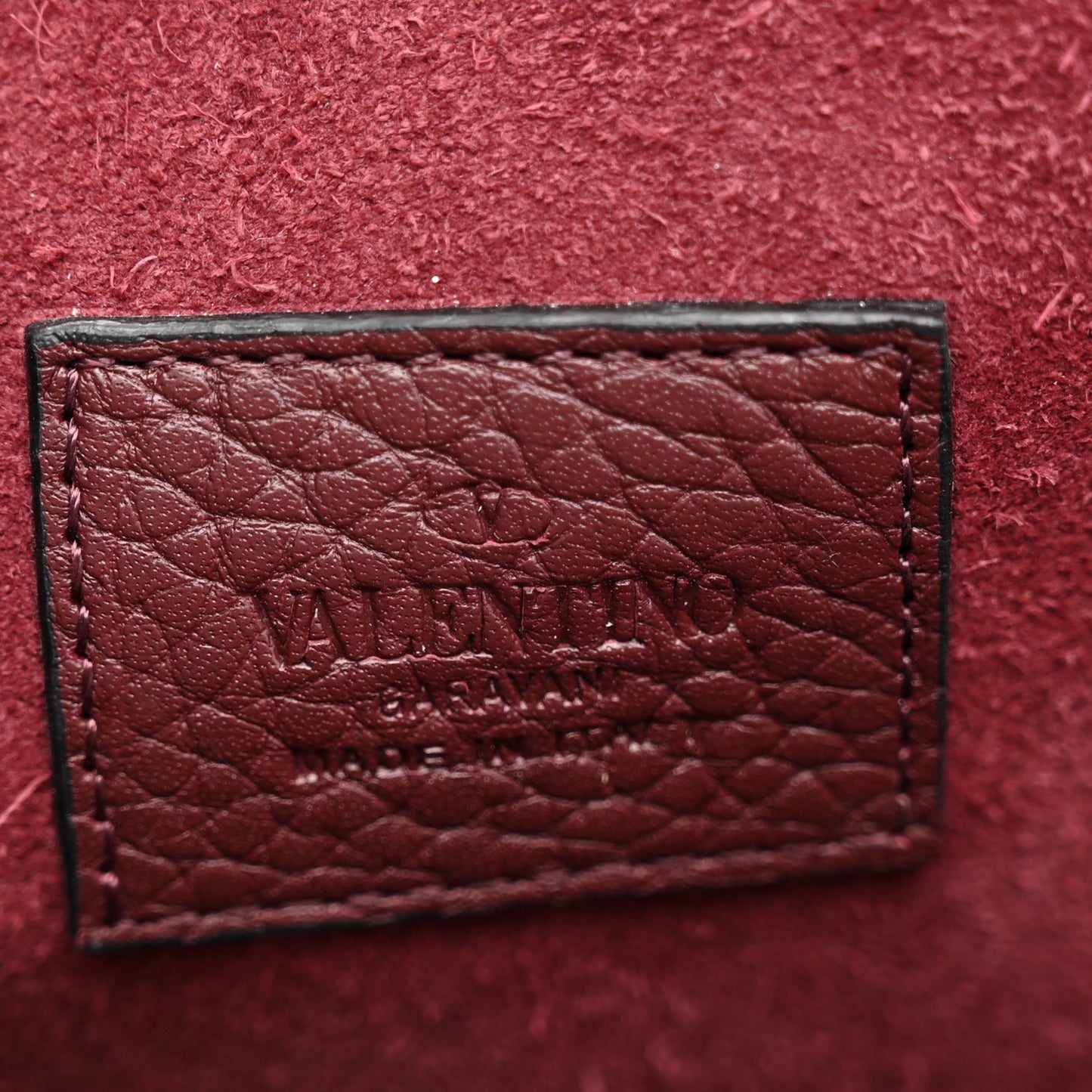 Pebbled Calfskin Rockstud Envelope Wallet on Chain Vinaccia