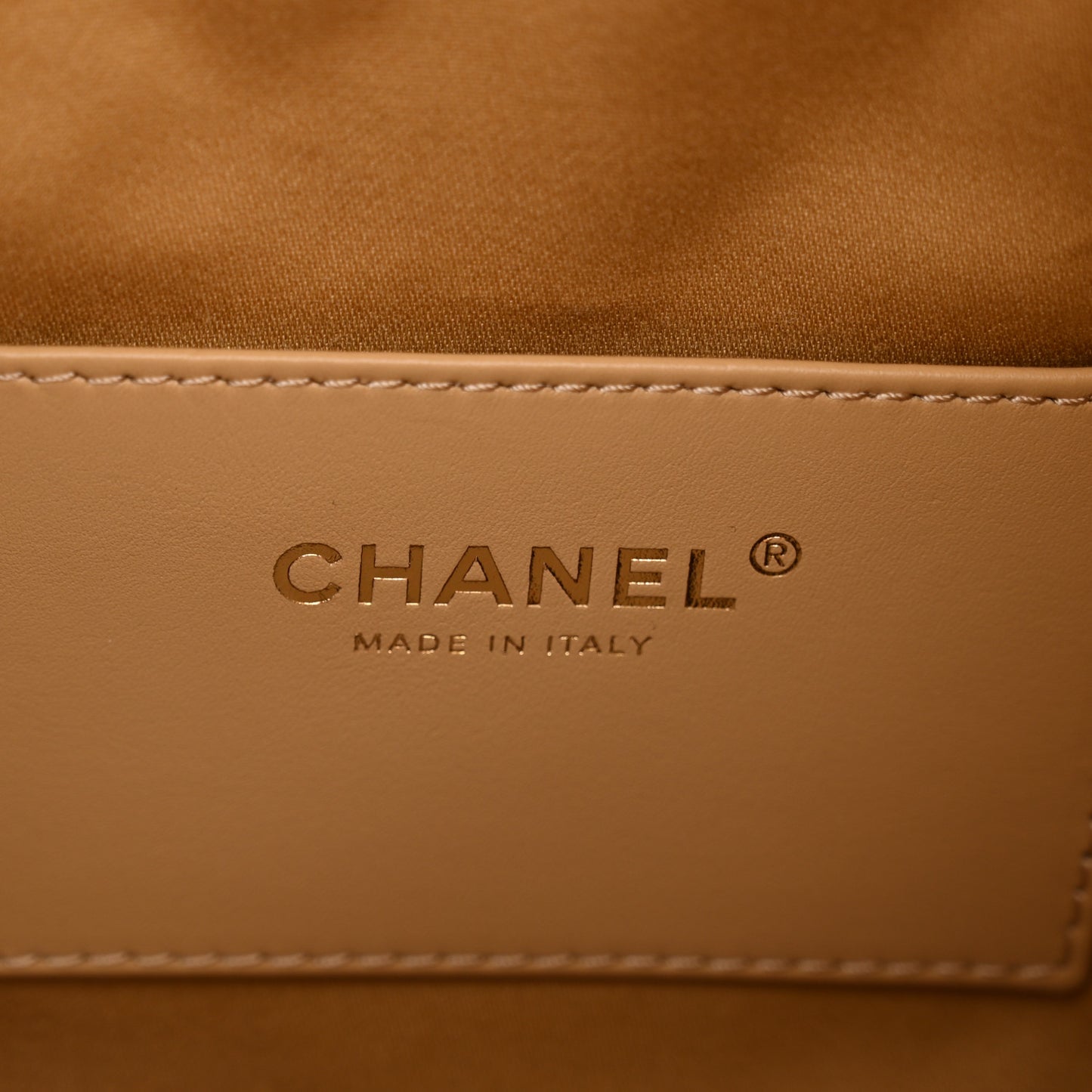 Braided Raffia Calfskin Small Chanel 25 Handbag Beige Black