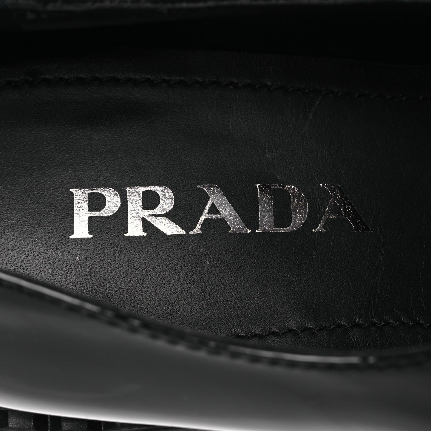 Vernice Triangle 50mm Loafers 41 Black