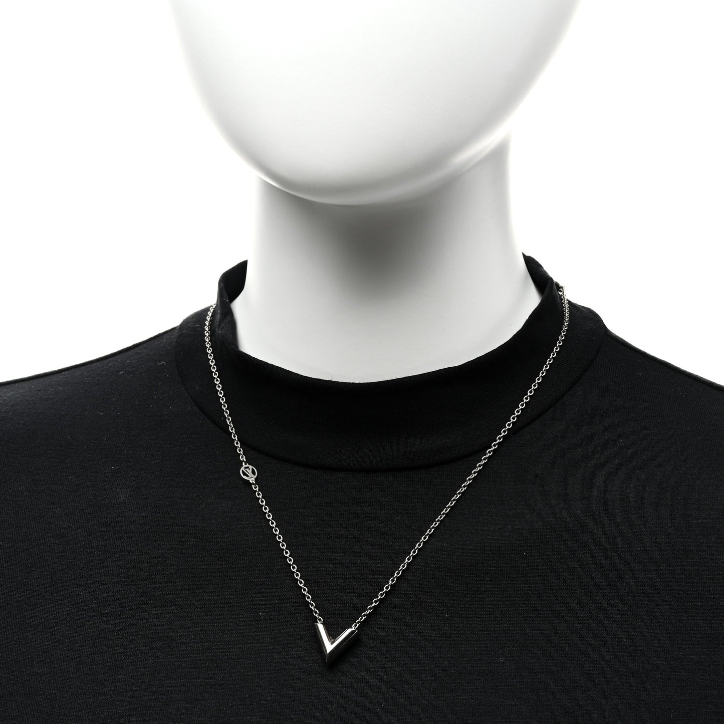 Metal Essential V Supple Necklace Silver