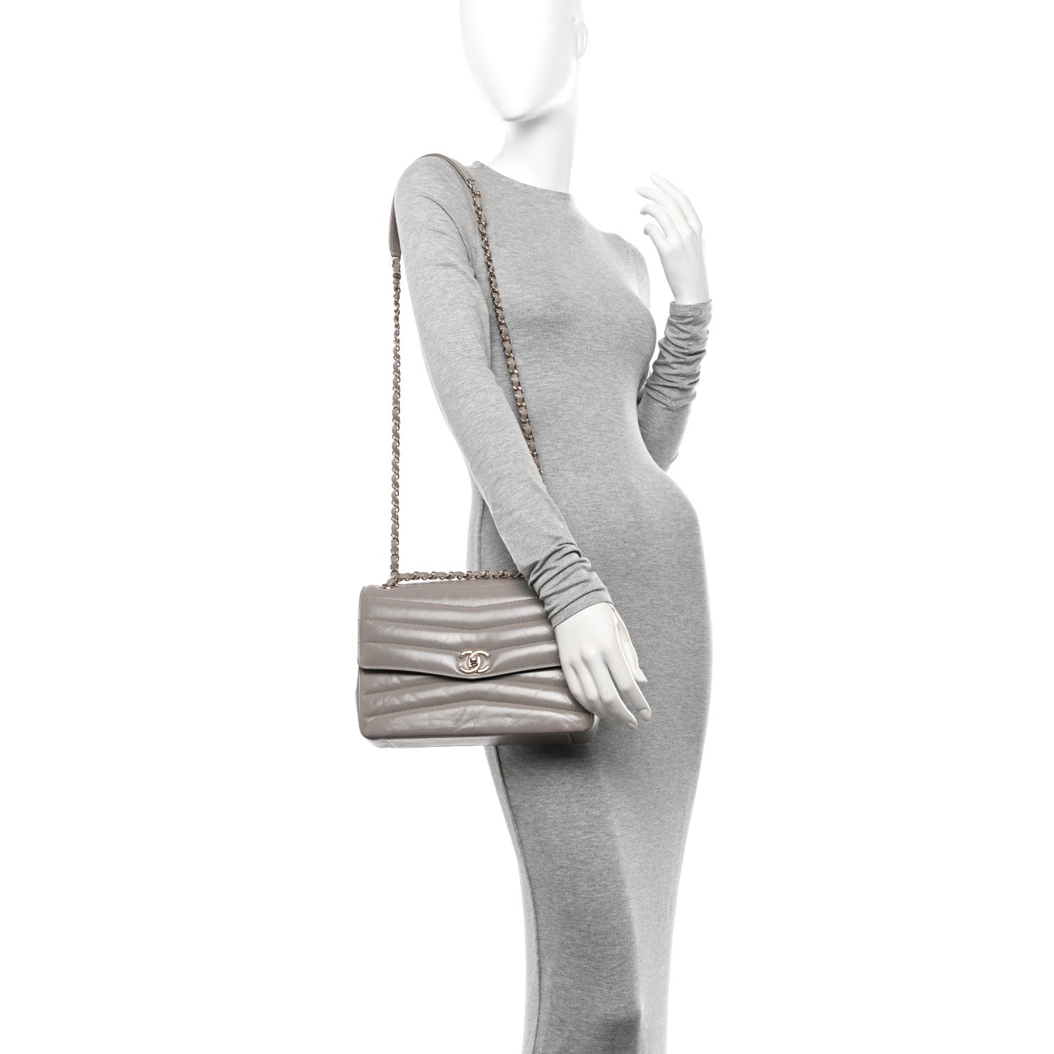 Chanel Shiny Lambskin Chevron Quilted Miroir Grey 2 of 10