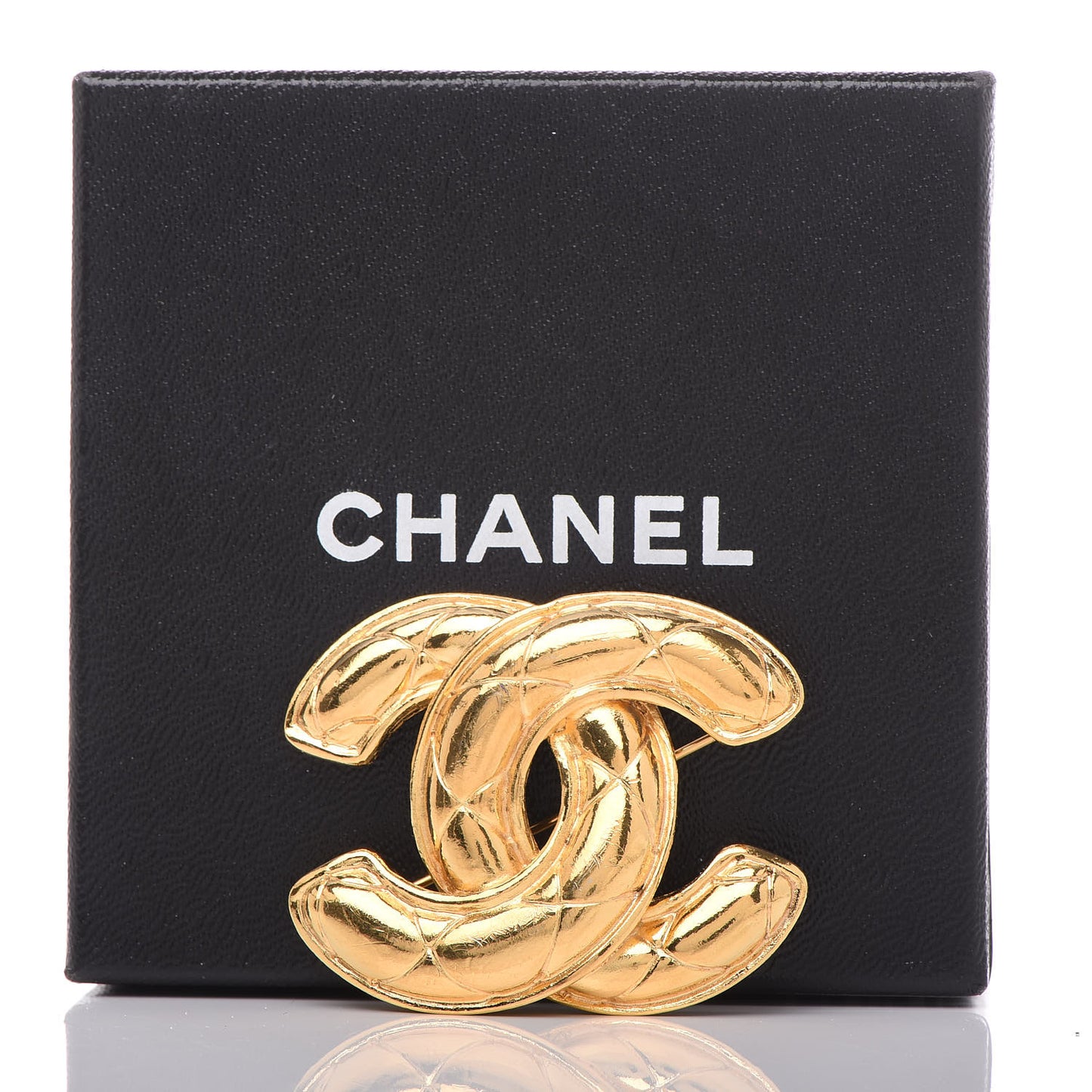 Metal Quilted Large CC Brooch Gold