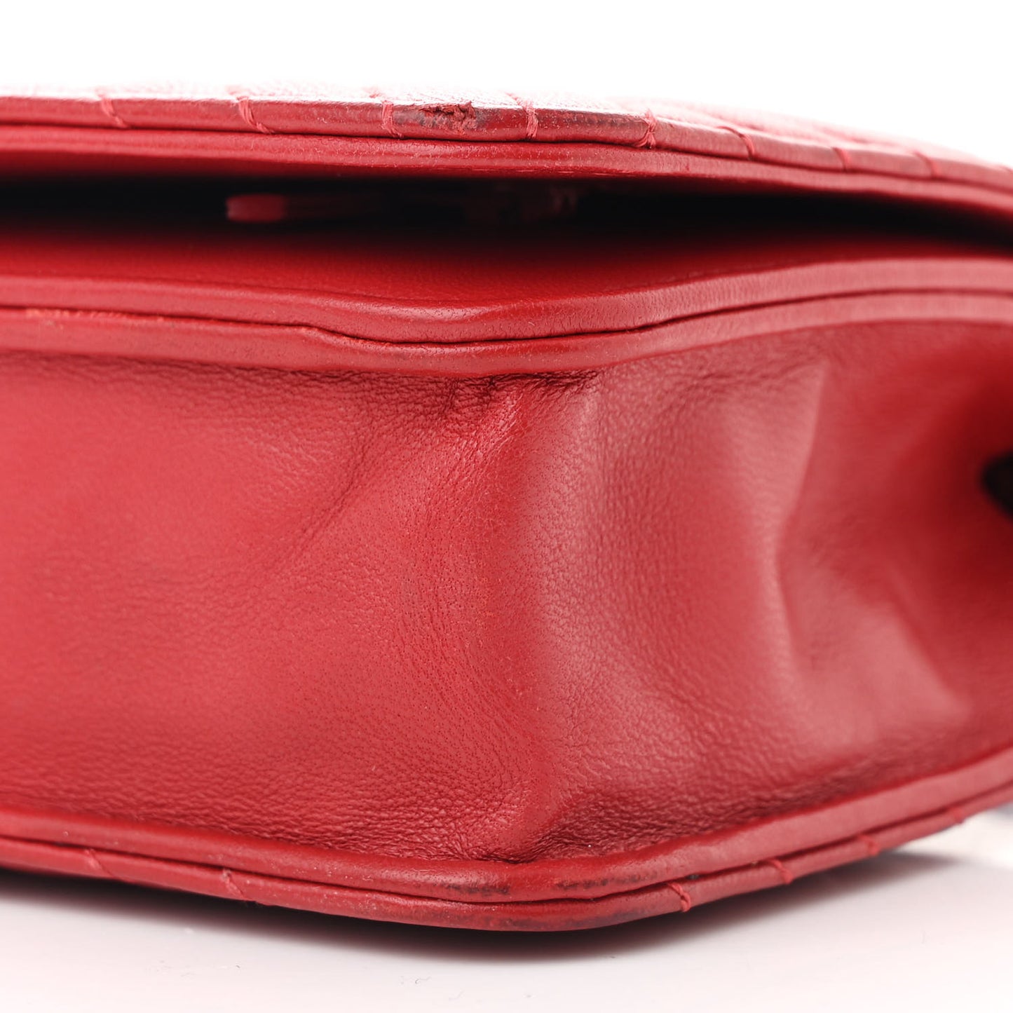 Lambskin Quilted CC Crossing Wallet On Chain WOC Red