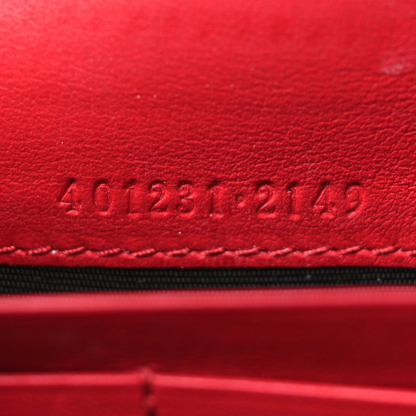GG Supreme Monogram Mini Dionysus Chain Wallet Beige Vulcanic Red