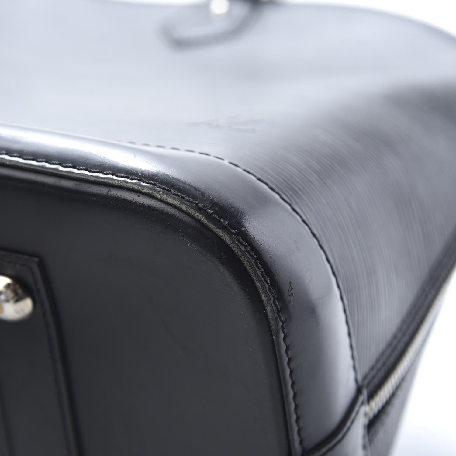 Louis Vuitton Epi Alma GM Black 9 of 20