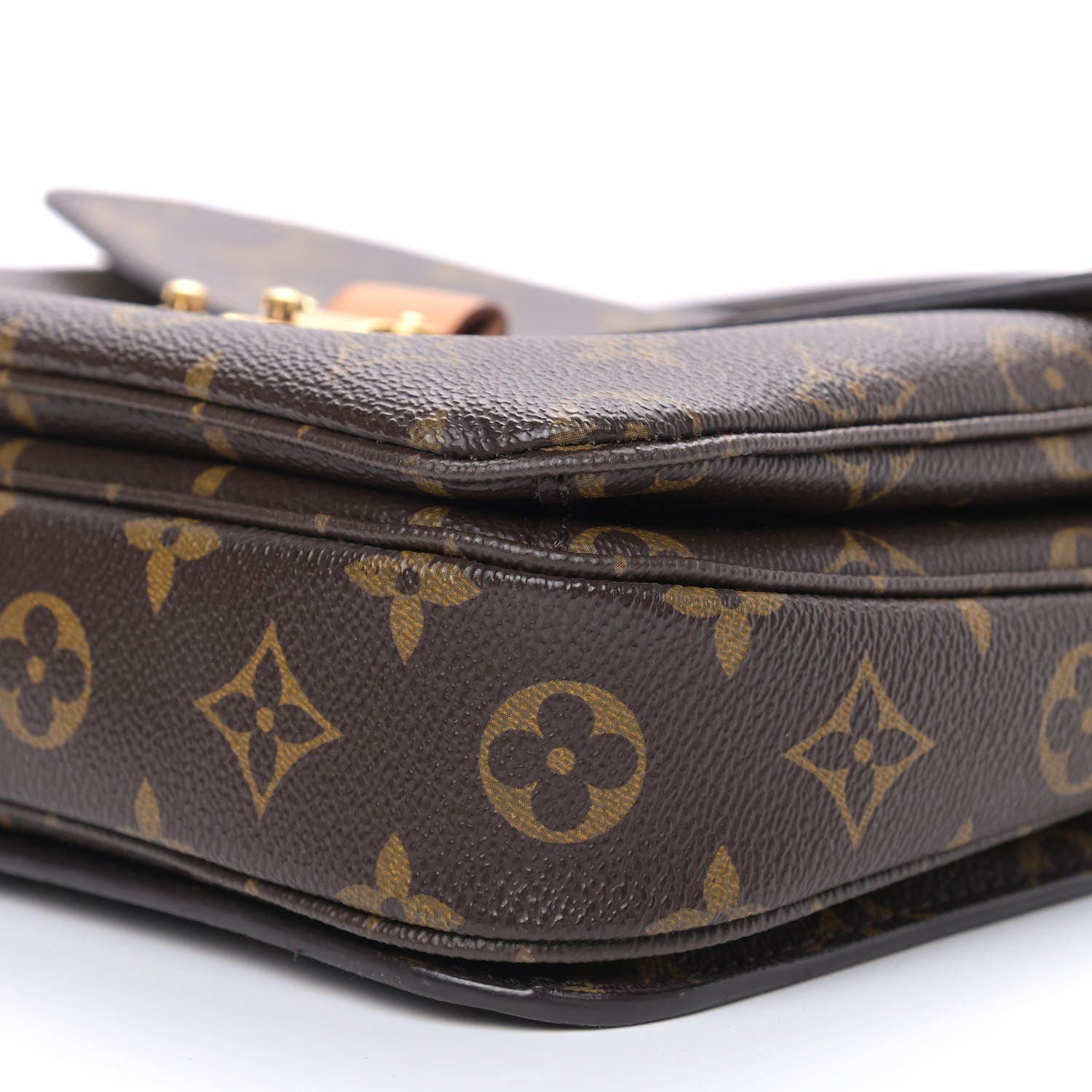 Louis Vuitton Monogram Pochette Metis 9 of 9