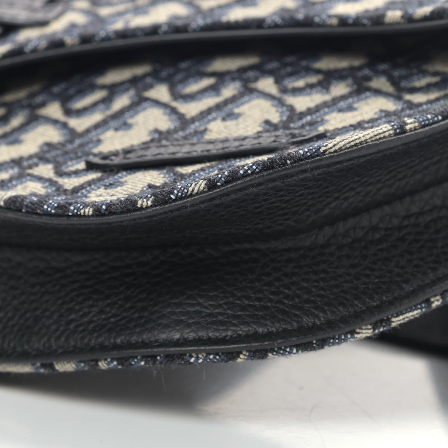 Christian Dior Oblique Saddle Messenger Pouch Beige Black 9 of 9