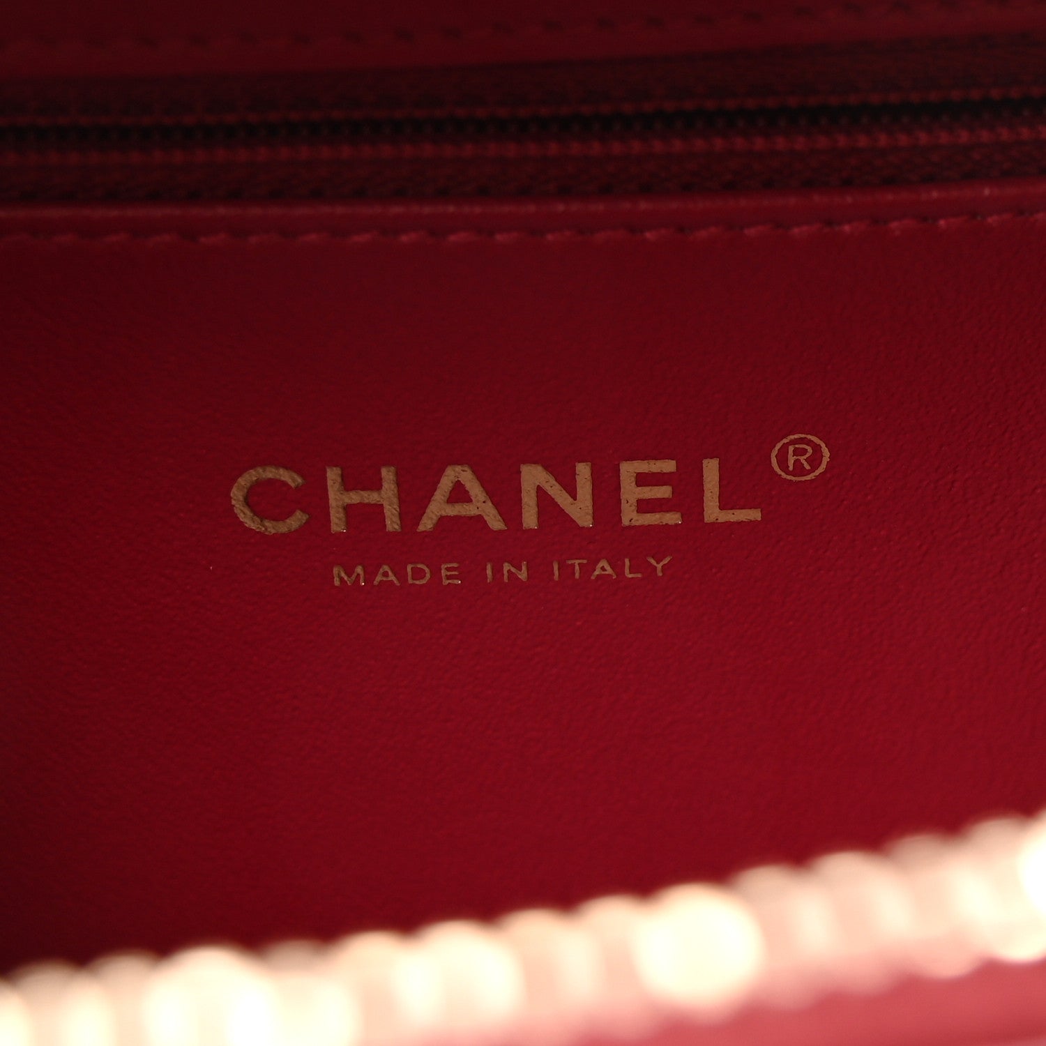 Chanel Caviar Quilted Medium CC Filigree Vanity Case Burgundy 7 of 11