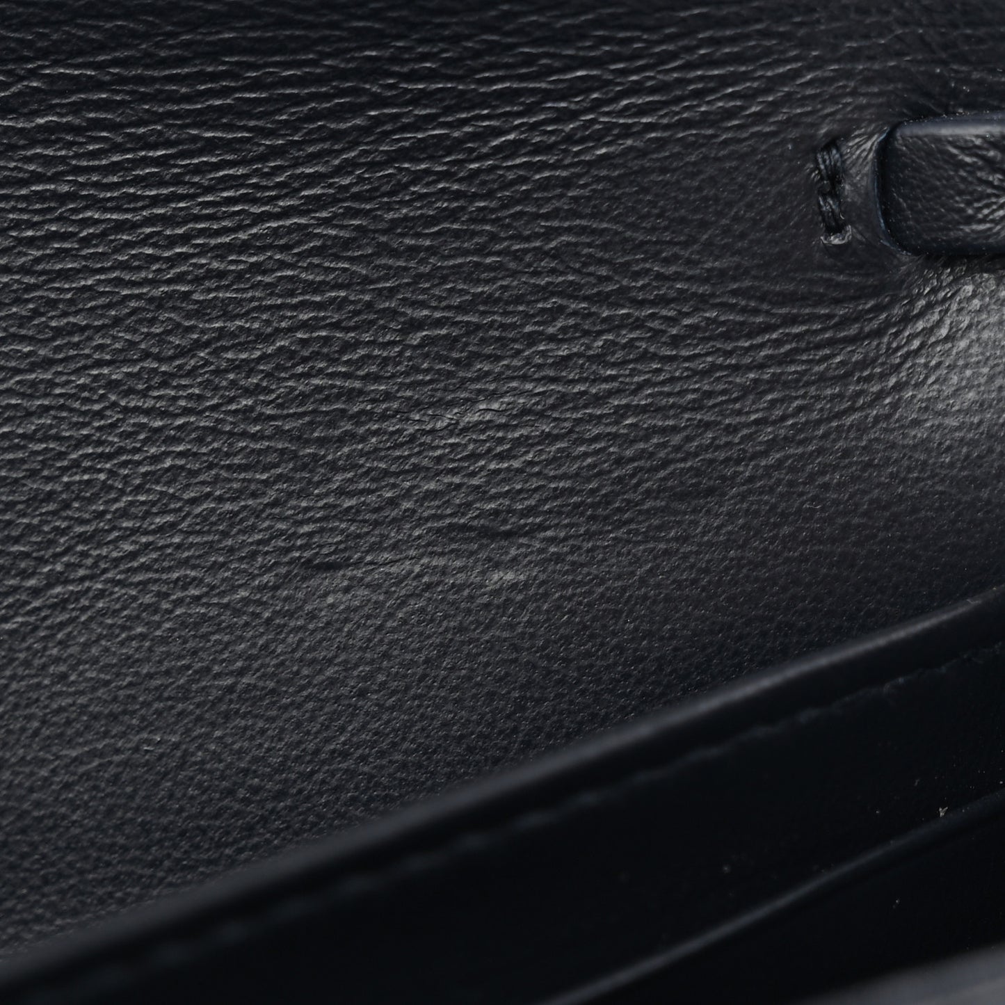 Oblique Saddle Chain Long Wallet Blue
