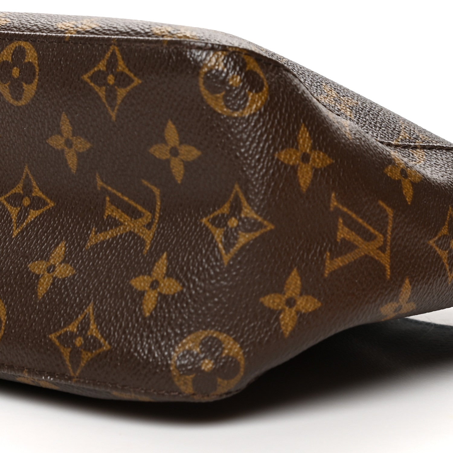 Louis Vuitton Monogram Looping MM 9 of 12