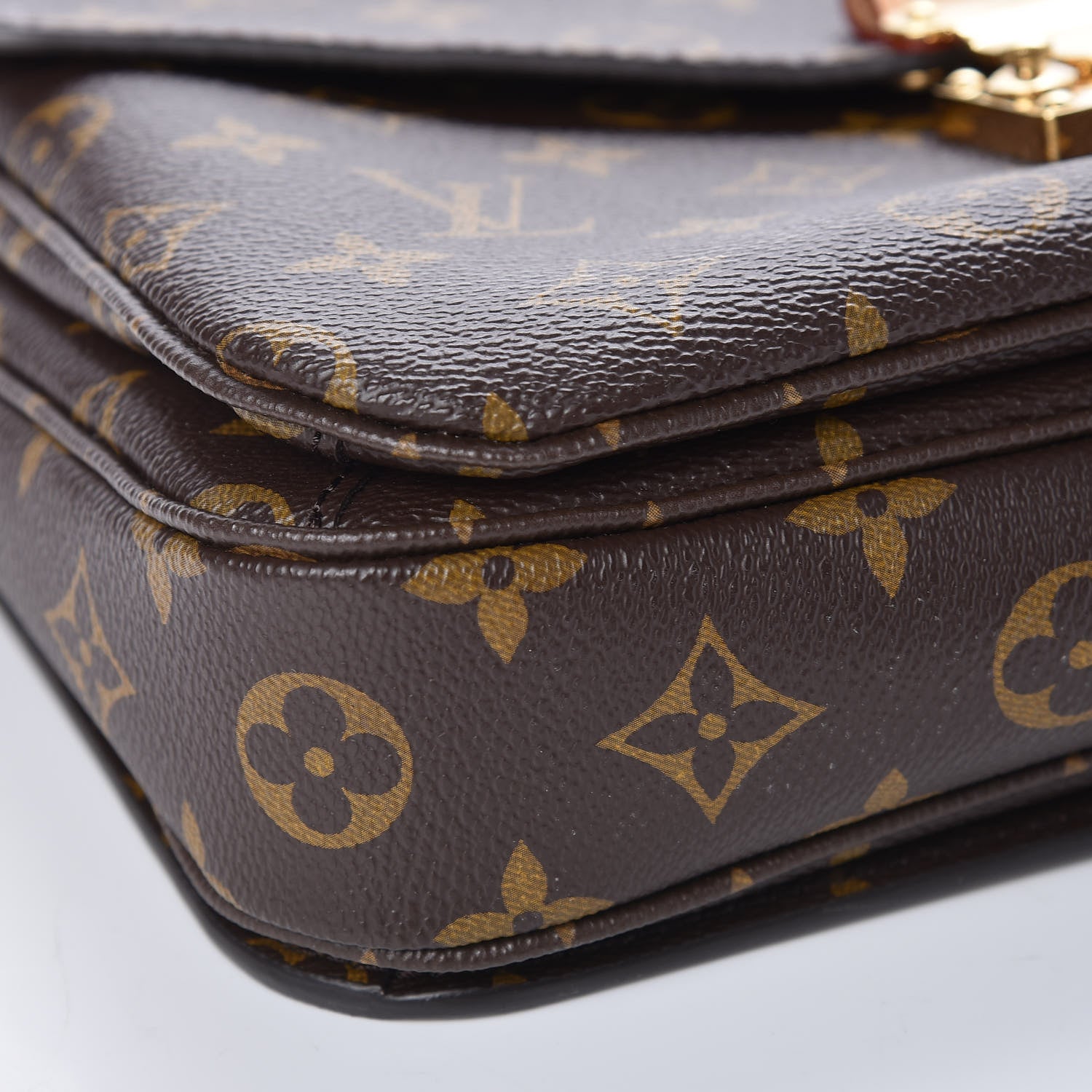 Louis Vuitton Monogram Pochette Metis 7 of 8