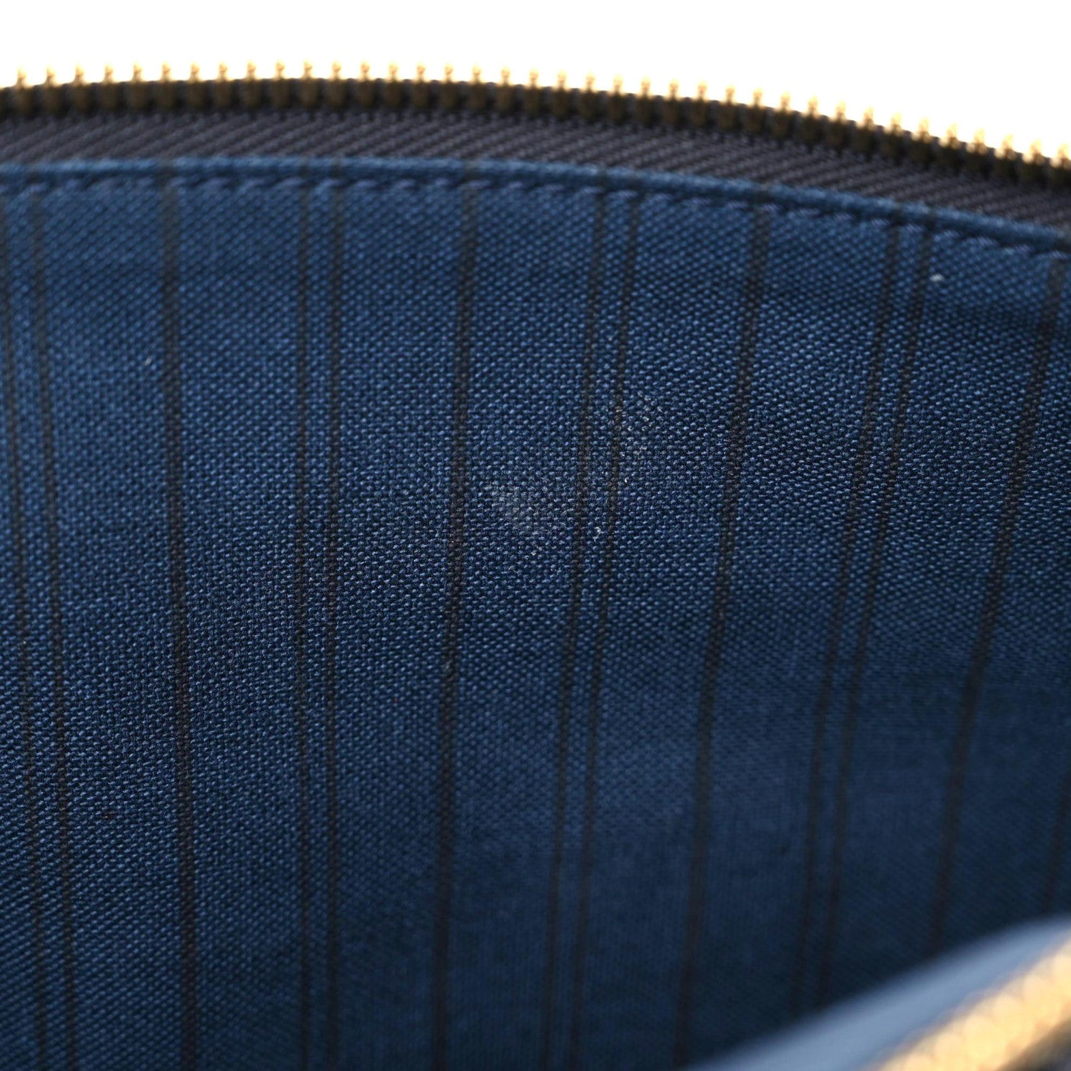Louis Vuitton Empreinte Lumineuse PM Infini 7 of 14