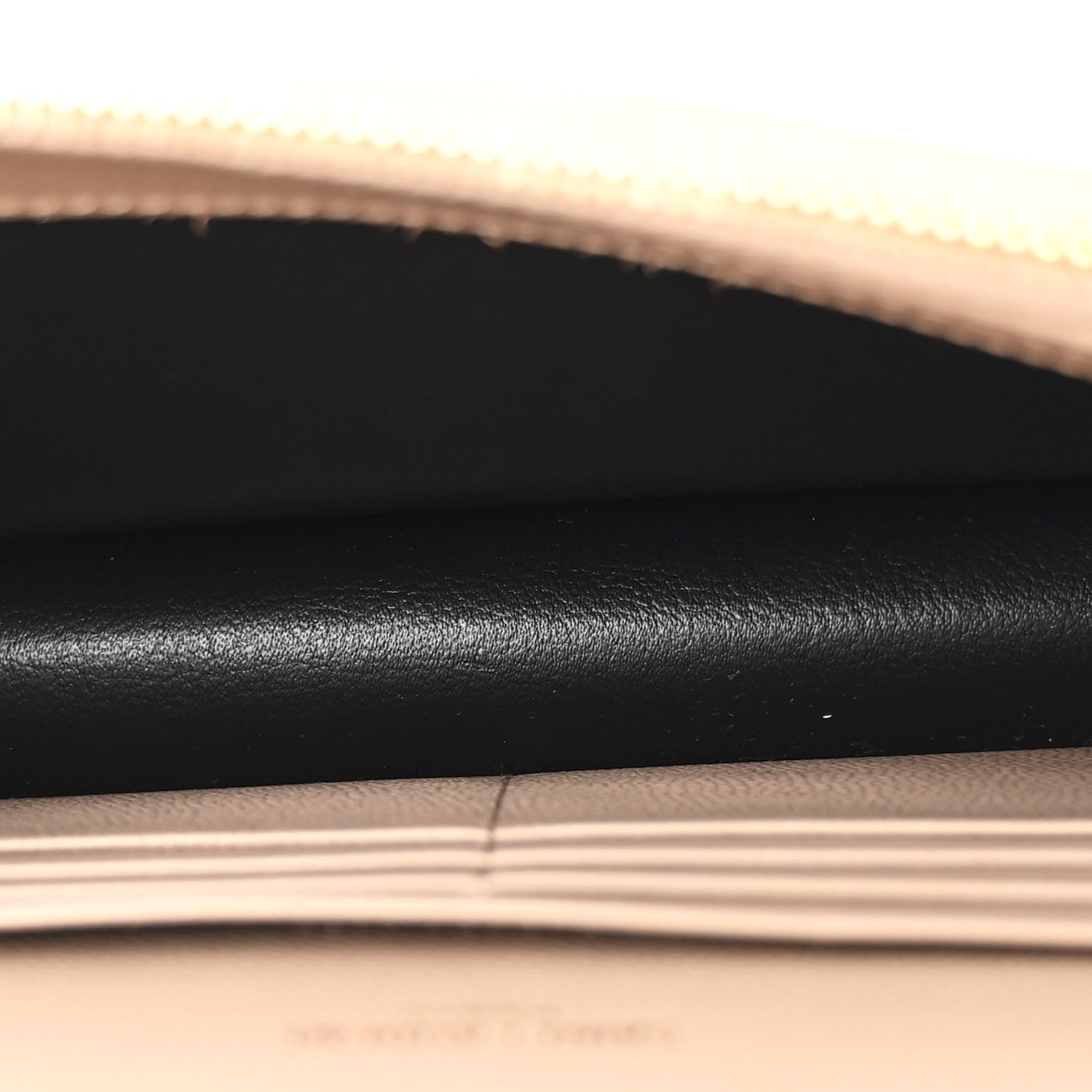 Saint Laurent Grain De Poudre Matelasse Chevron Monogram Envelope Chain Wallet Dark Beige 5 of 11