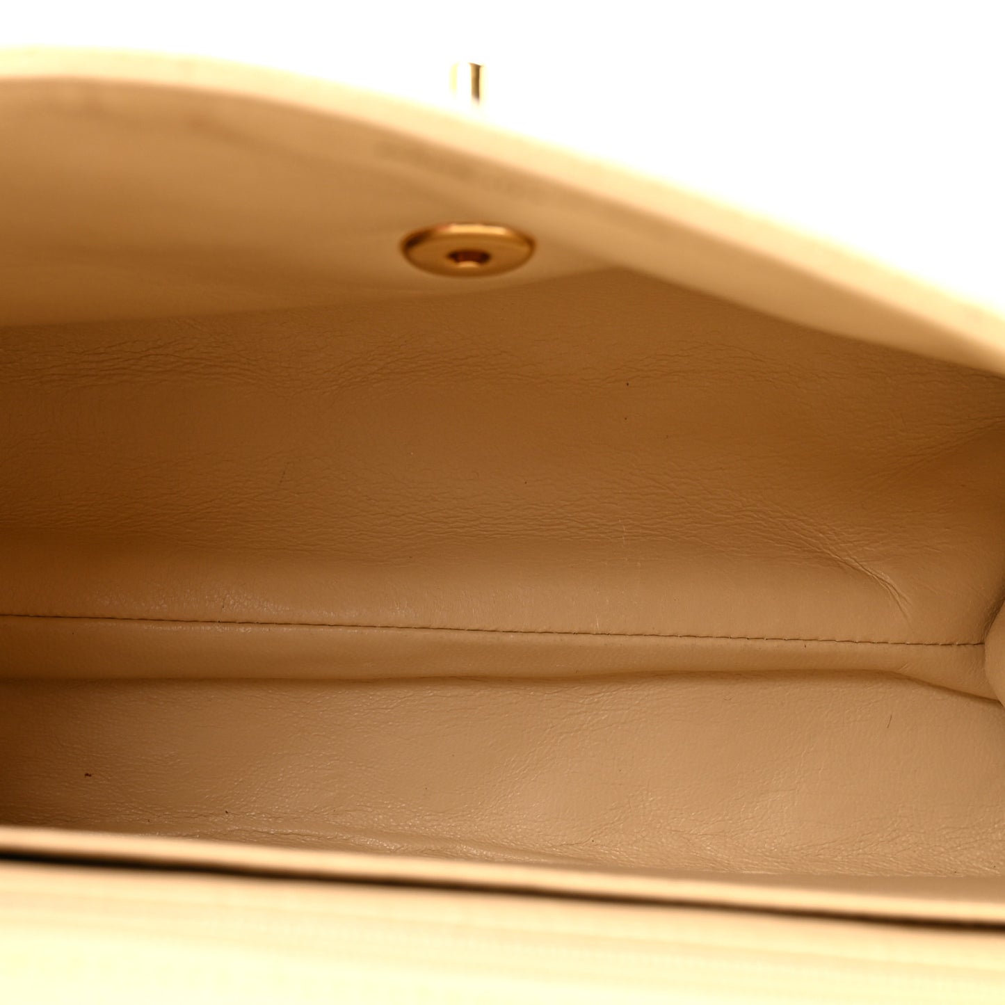 Caviar Quilted Medium Single Flap Light Beige