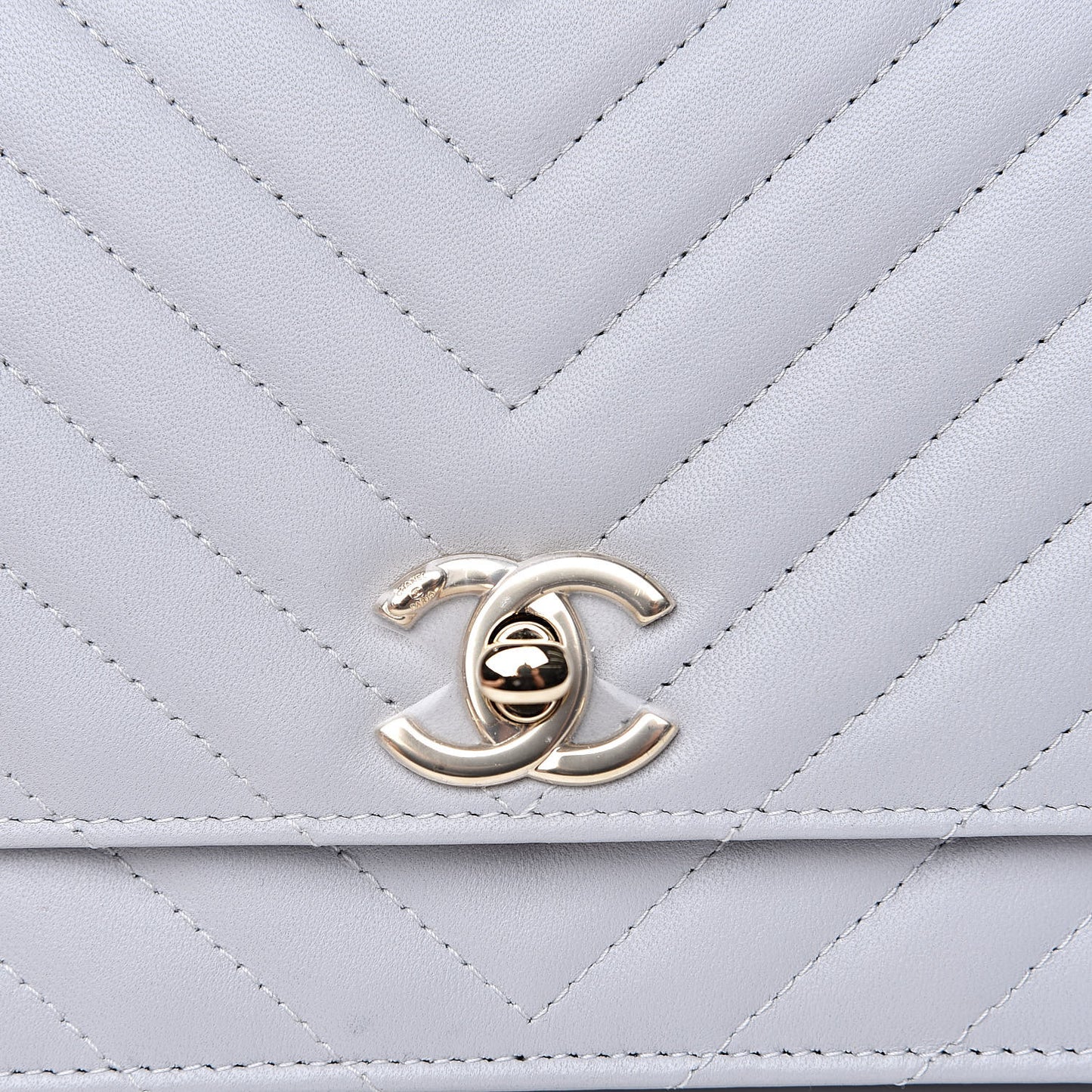 Lambskin Chevron Quilted Trendy CC Wallet On Chain WOC Grey