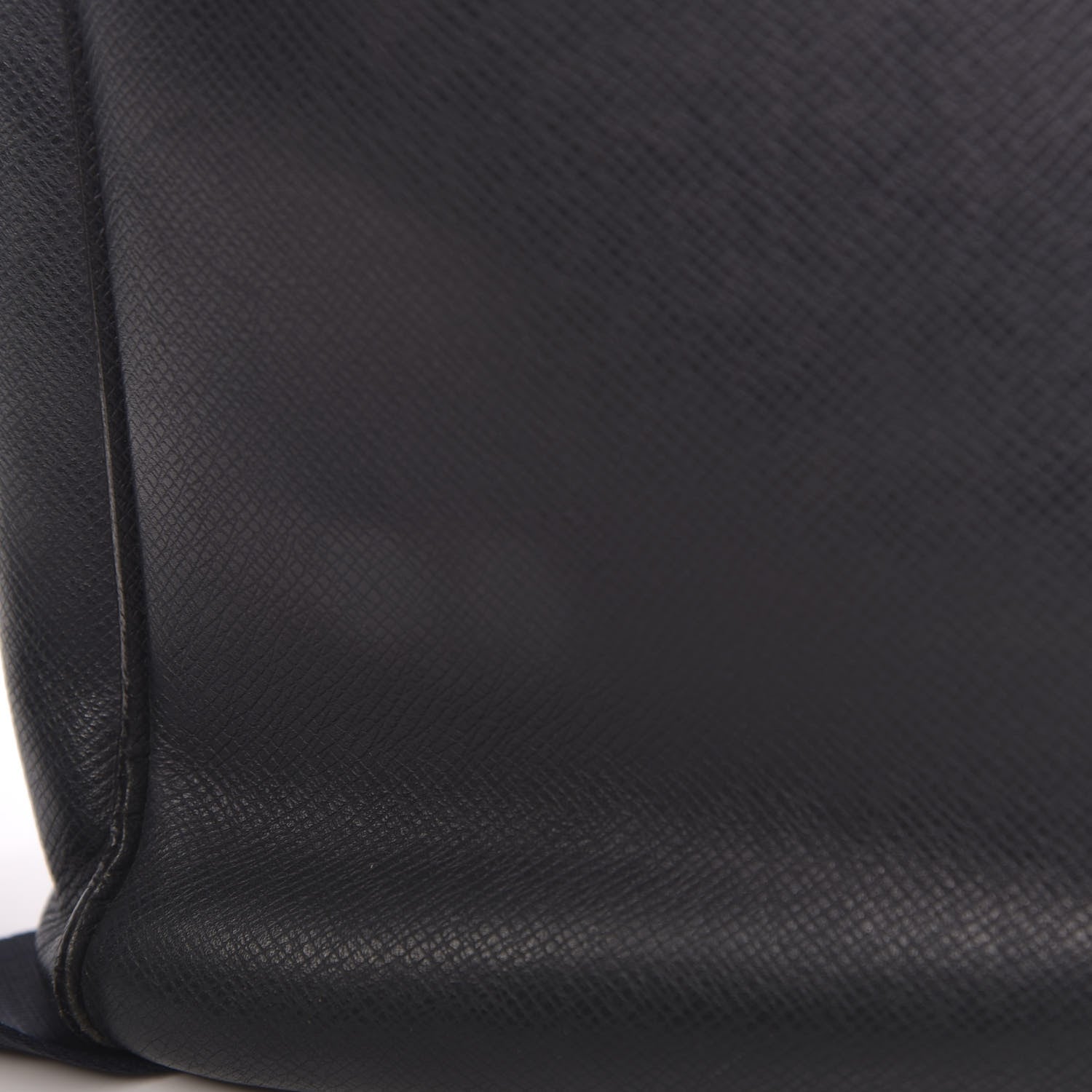 Louis Vuitton Taiga Roman MM Messenger Boreal 9 of 18