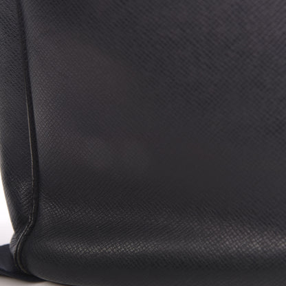 Louis Vuitton Taiga Roman MM Messenger Boreal 9 of 18