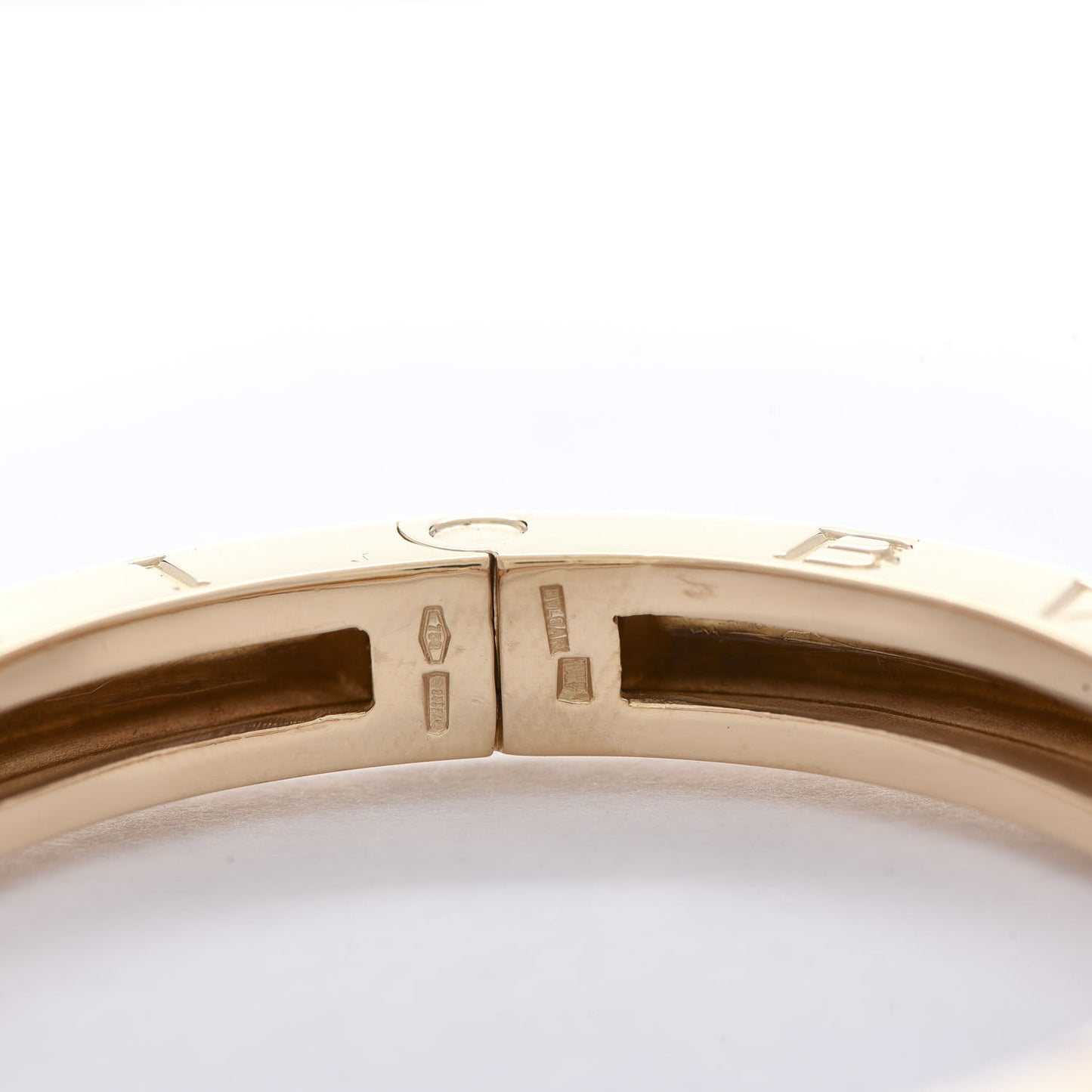 18K Yellow Gold B.Zero1 Bangle Bracelet