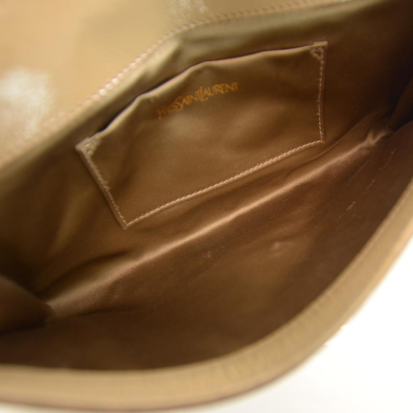 Patent Small Belle de Jour Clutch Beige
