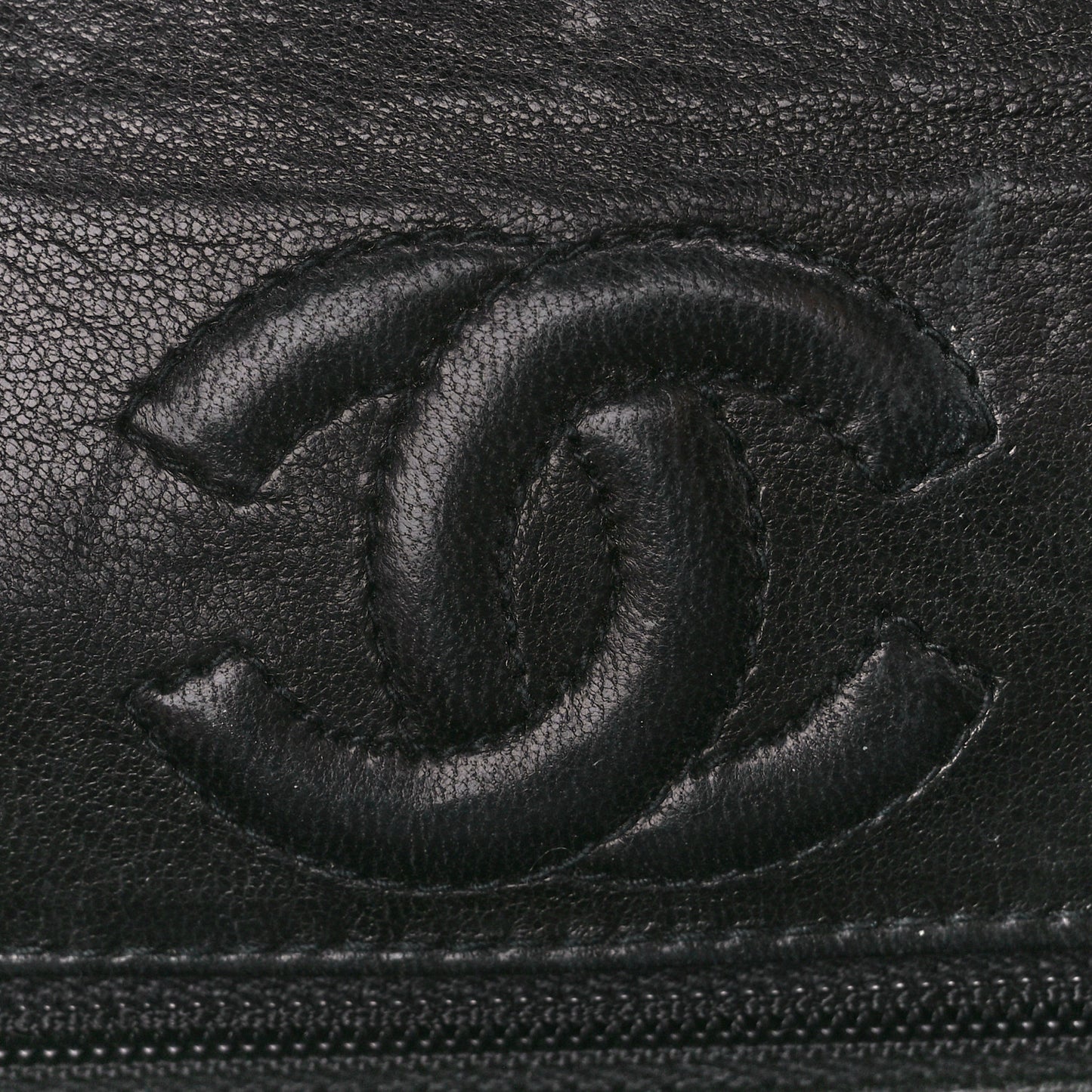 Shiny Crocodile Flap Black