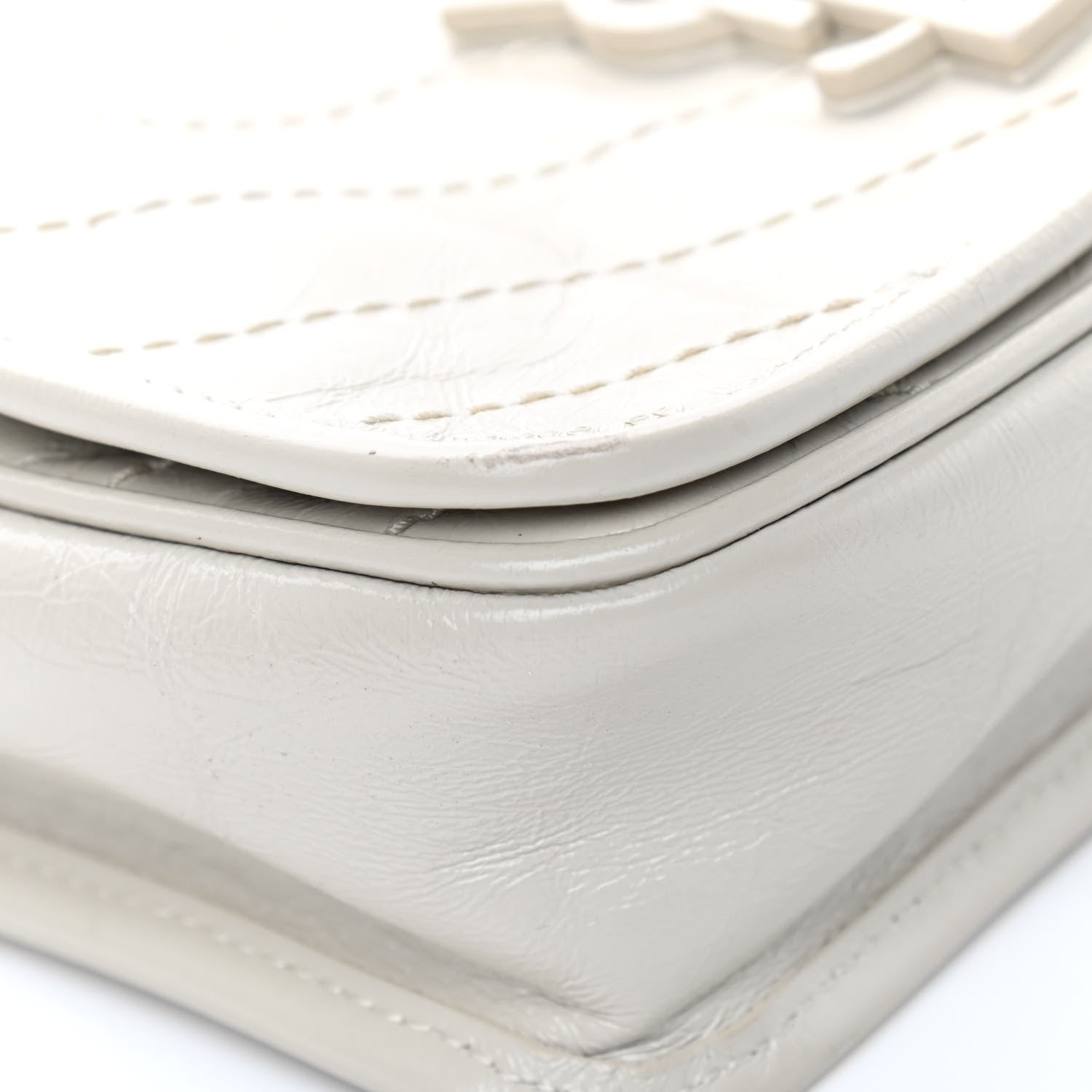 Saint Laurent Crinkled Calfskin Matelasse Monogram Niki Chain Wallet Crema Soft 9 of 11