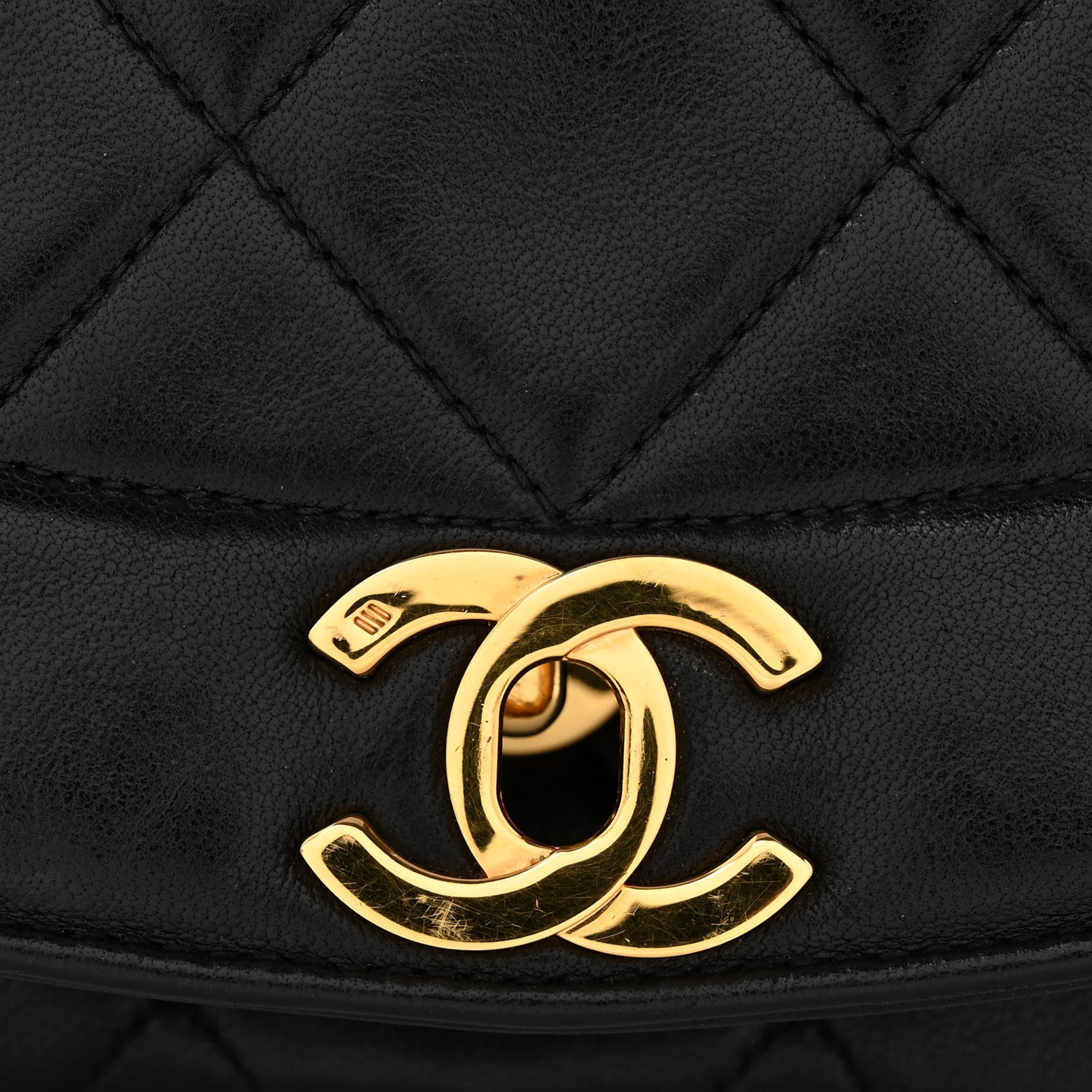 Lambskin Quilted Small Single Flap Black