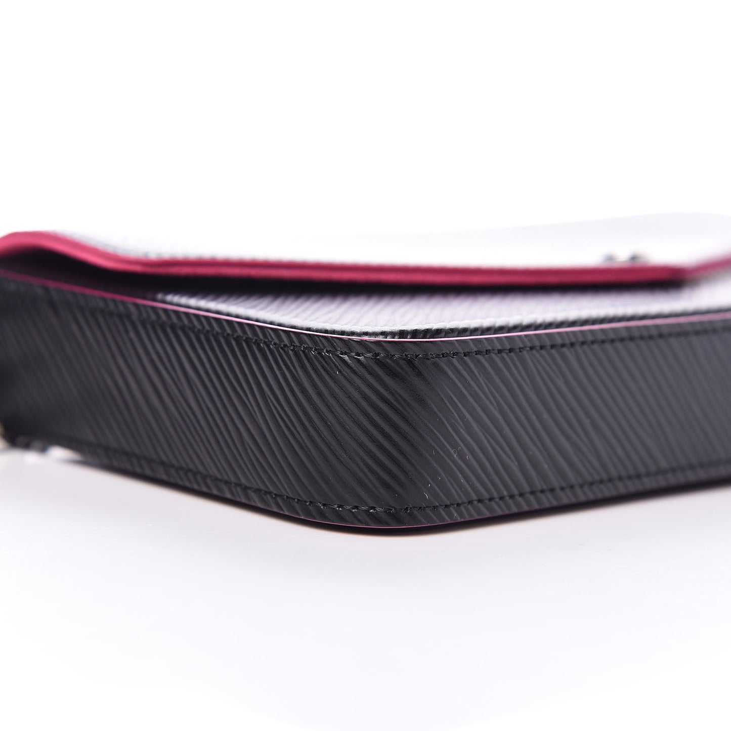 Epi Pochette Felicie Black Hot Pink