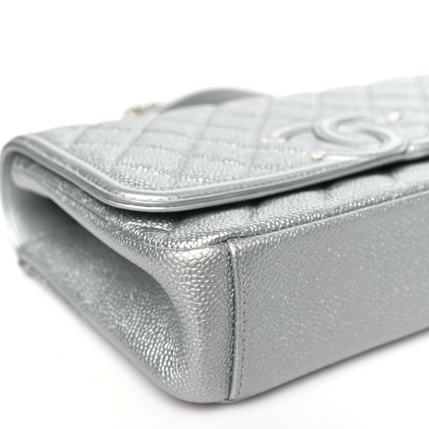 Metallic Caviar Quilted Medium CC Filigree Flap Silver