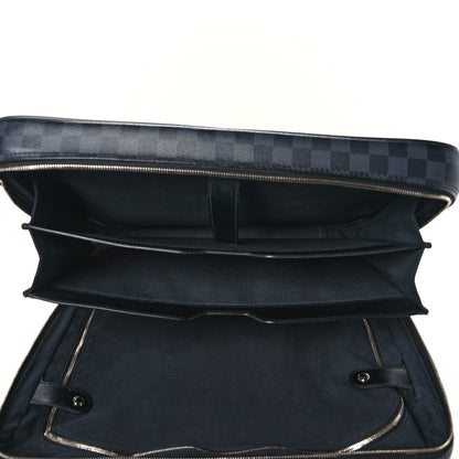 Louis Vuitton Damier Graphite Pilot Case 6 of 30