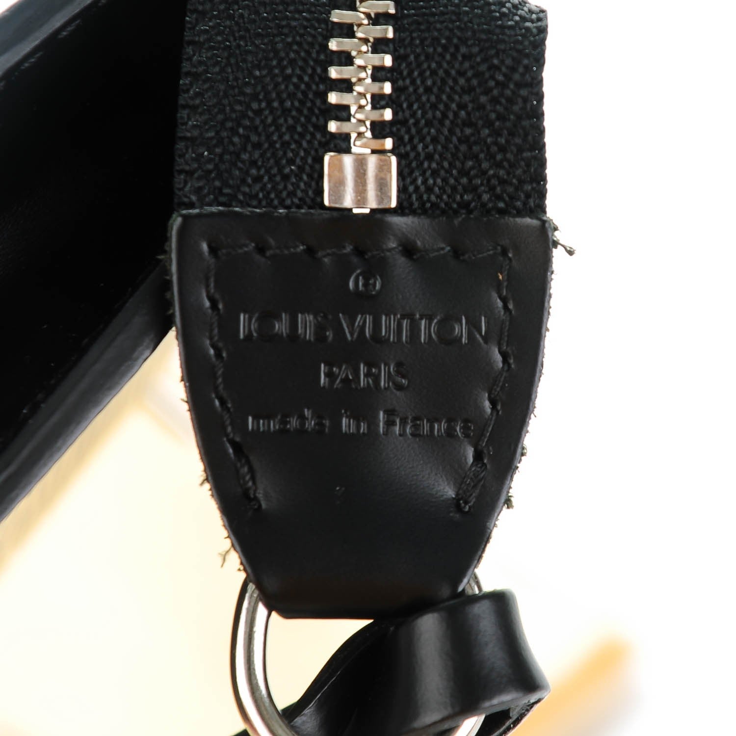 Louis Vuitton Epi Pochette 21 Black 5 of 7