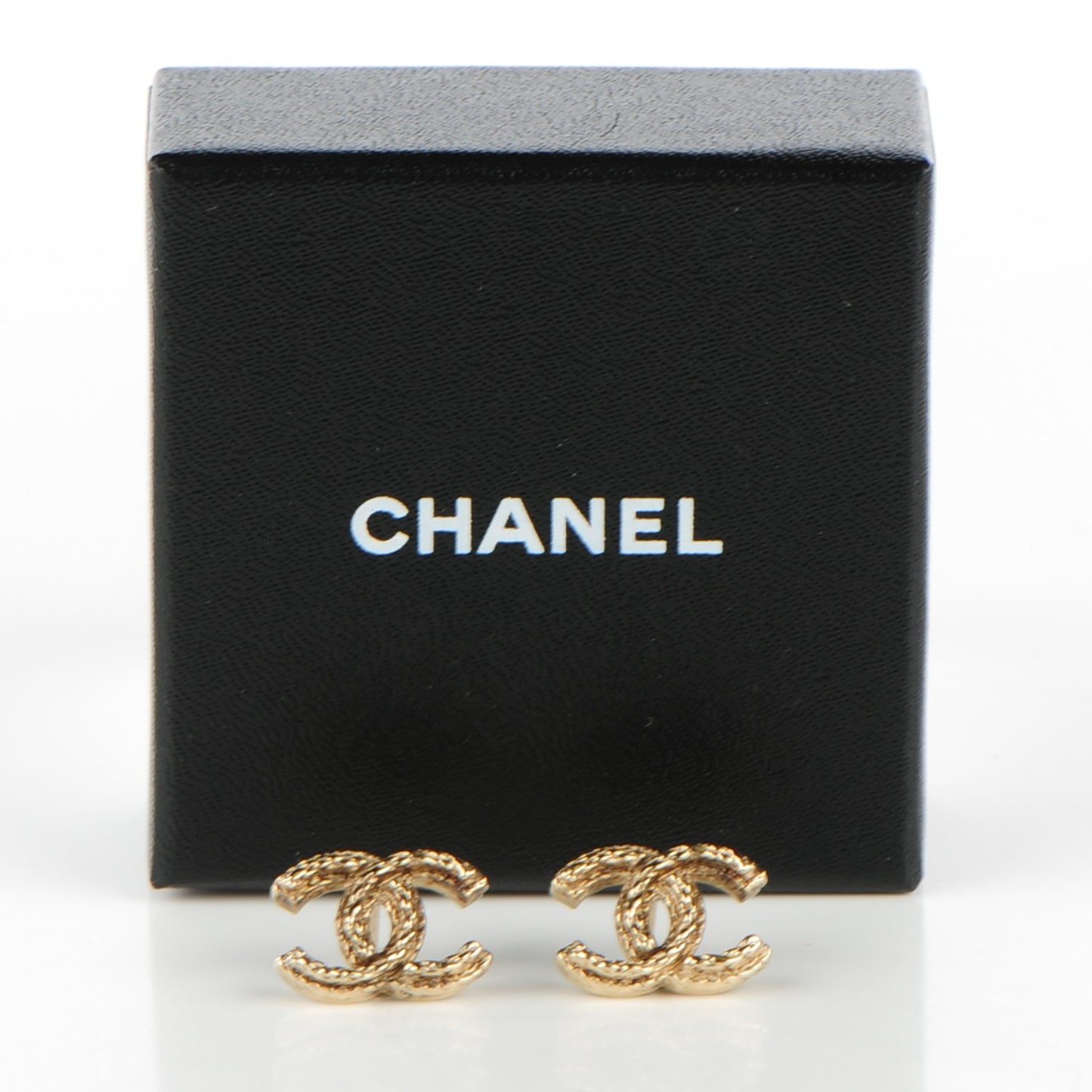 Twisted CC Earrings Light Gold