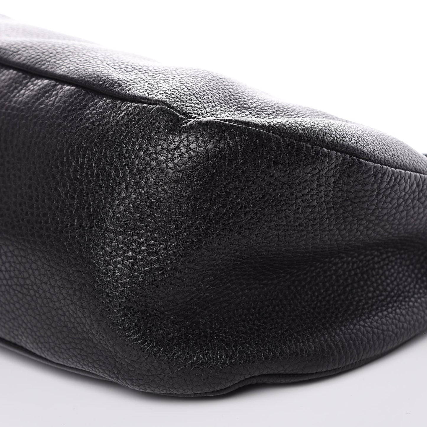 Vitello Daino Hobo Black