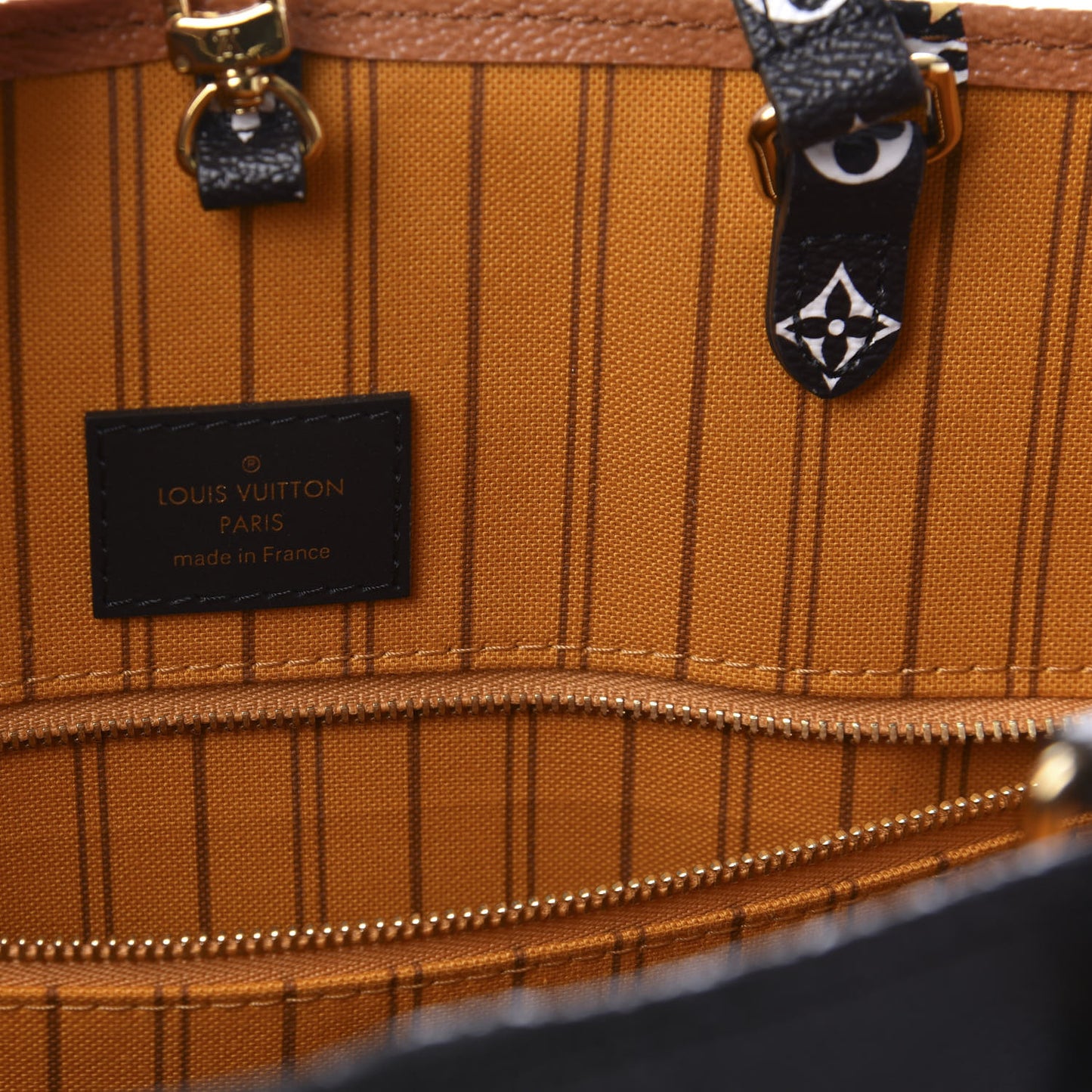 Monogram Giant Jungle Onthego GM Black