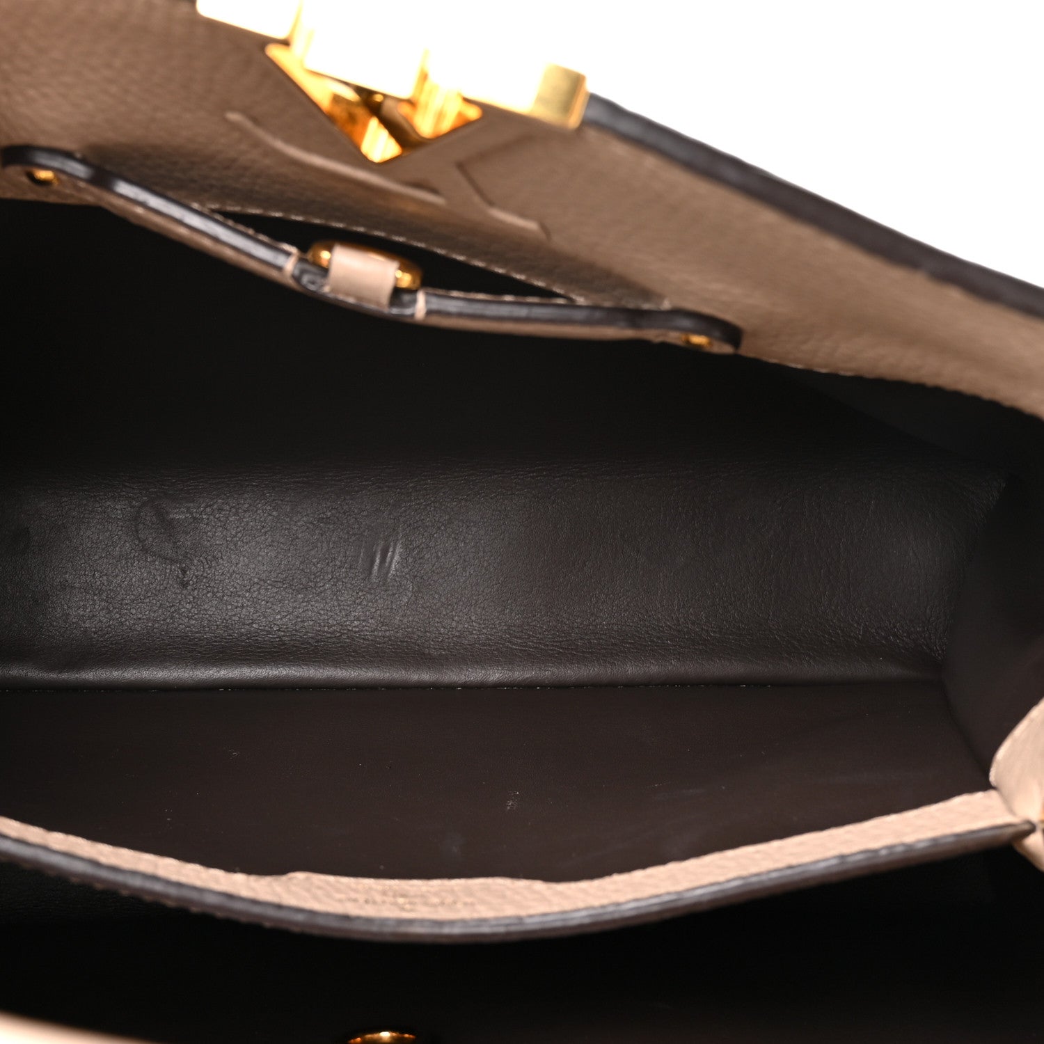 Louis Vuitton Taurillon Capucines PM Galet 5 of 14