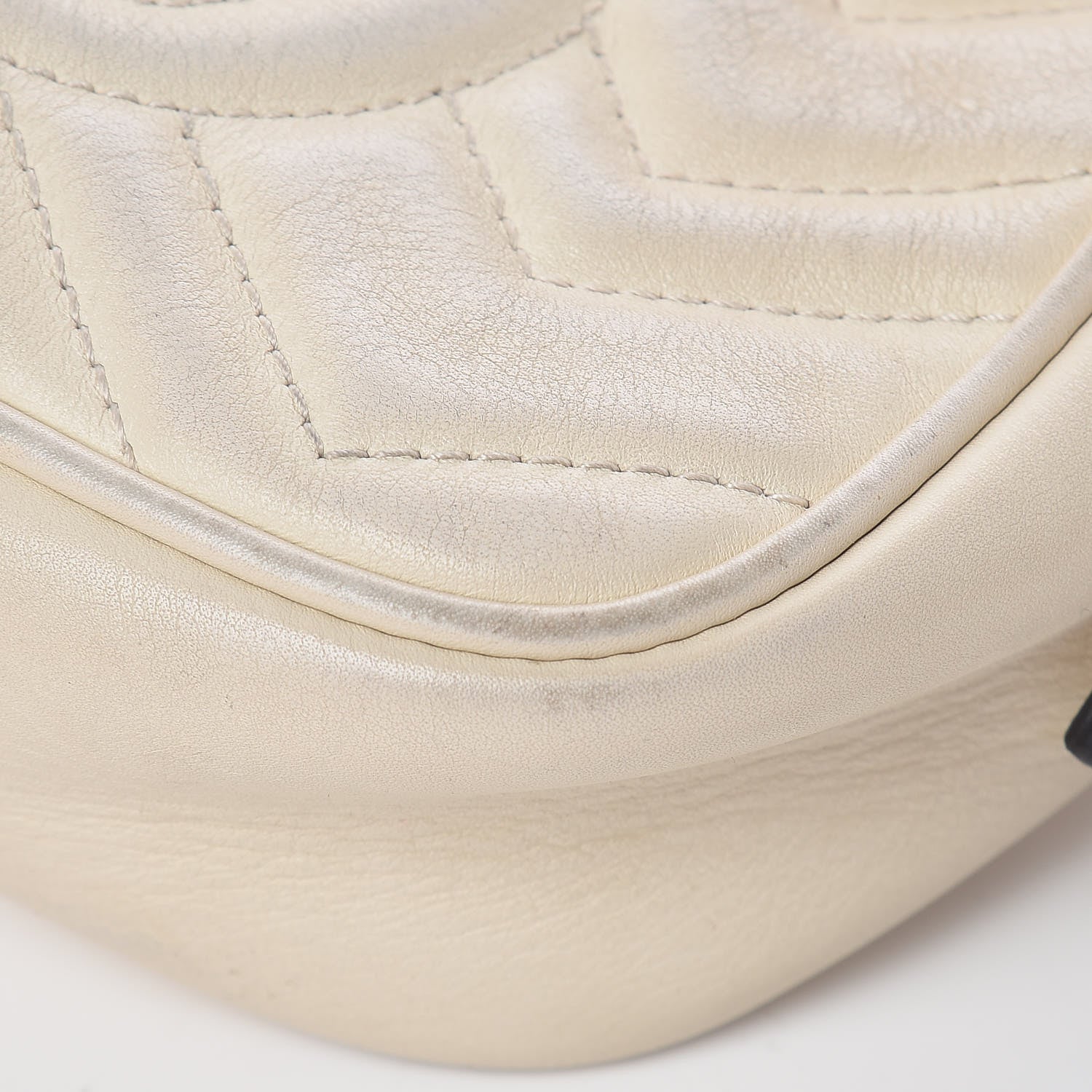 Gucci Calfskin Matelasse Mini GG Marmont Chain Shoulder Bag White 15 of 25