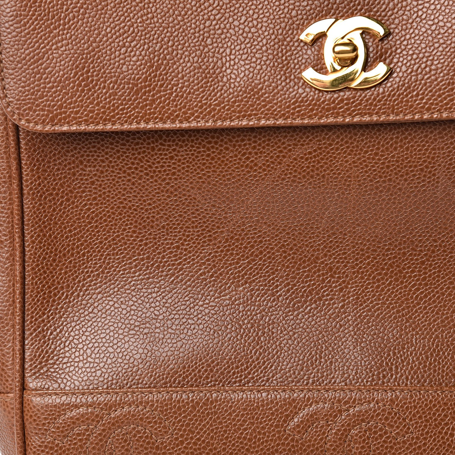 Caviar CC Shoulder Bag Brown