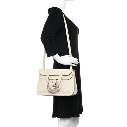 Hermes Taurillon Clemence Halzan 31 GM Craie 2 of 19
