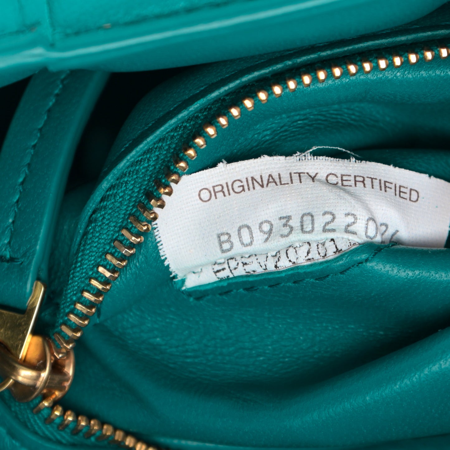 Nappa Maxi Intreccio Padded Cassette Crossbody Bag Mallard