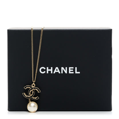 Chanel Enamel Pearl CC Baroque Drop Necklace Black Gold 6 of 6
