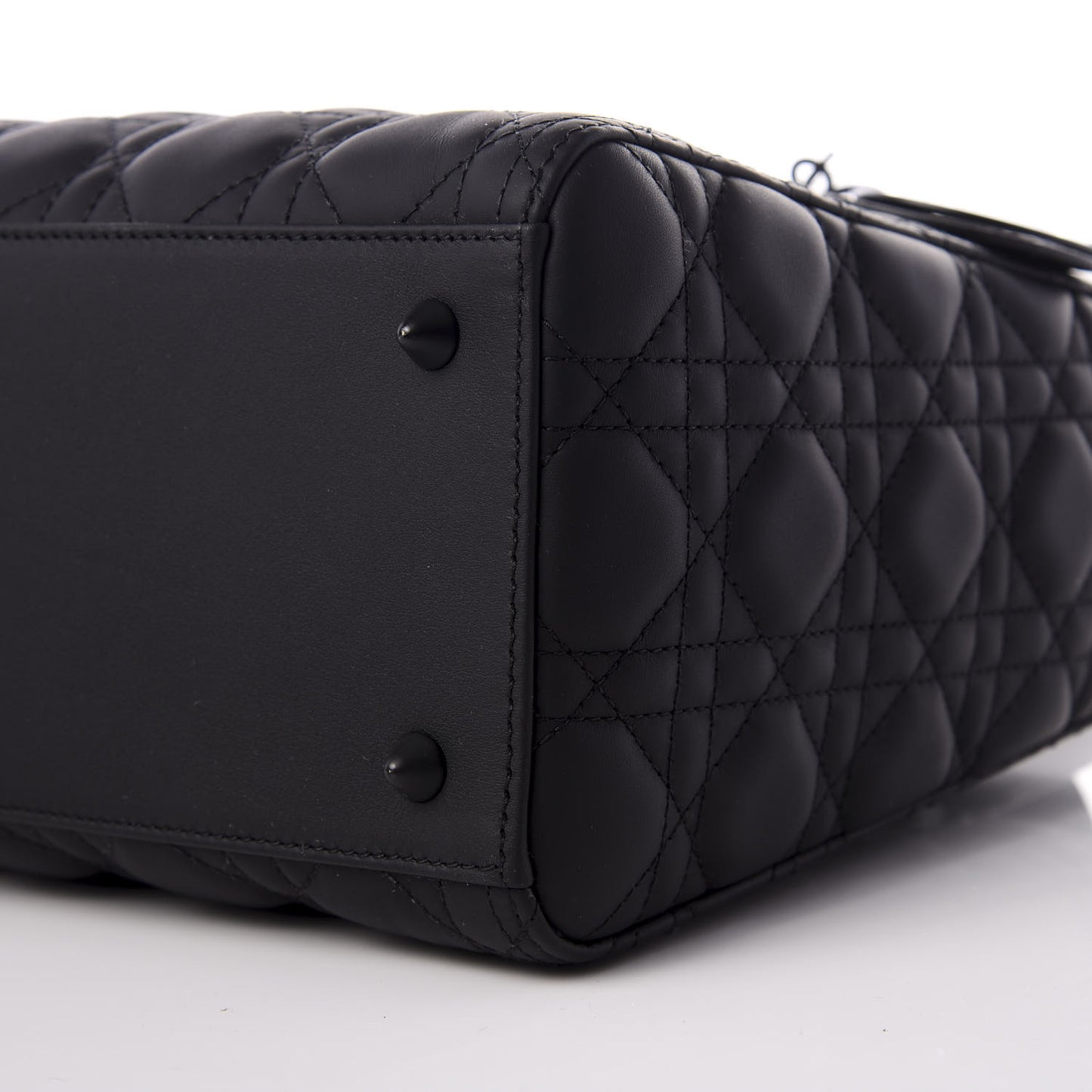 Ultra Matte Calfskin Cannage Medium Lady Dior Black