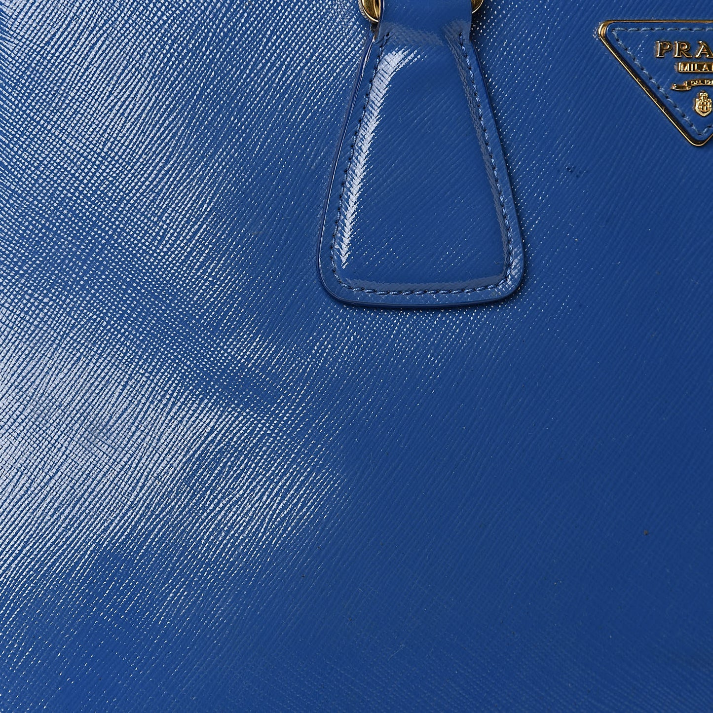 Saffiano Vernice Shopping Tote Azzurro