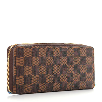 Louis Vuitton Damier Ebene 2017 Christmas Animation Clemence Wallet 3 of 8