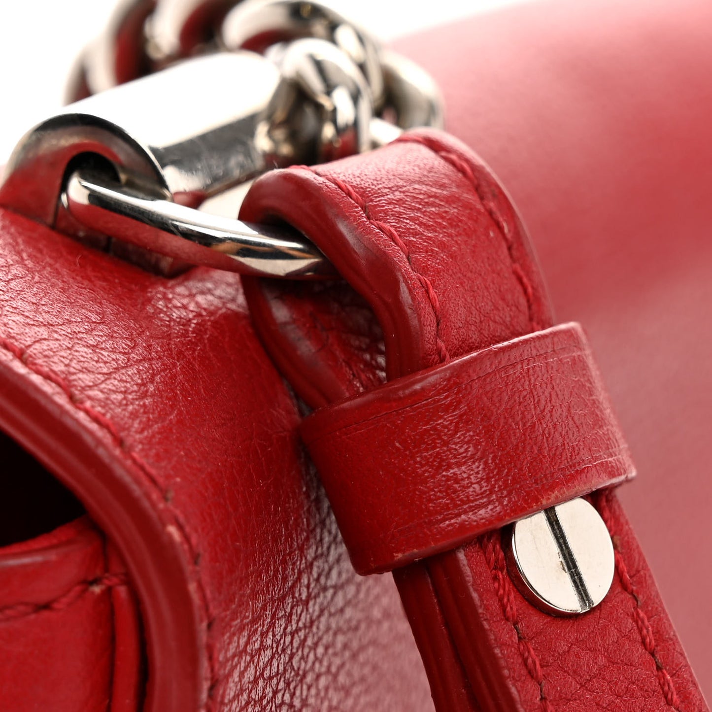 Calfskin Lockme II Chain Bag BB Rubis