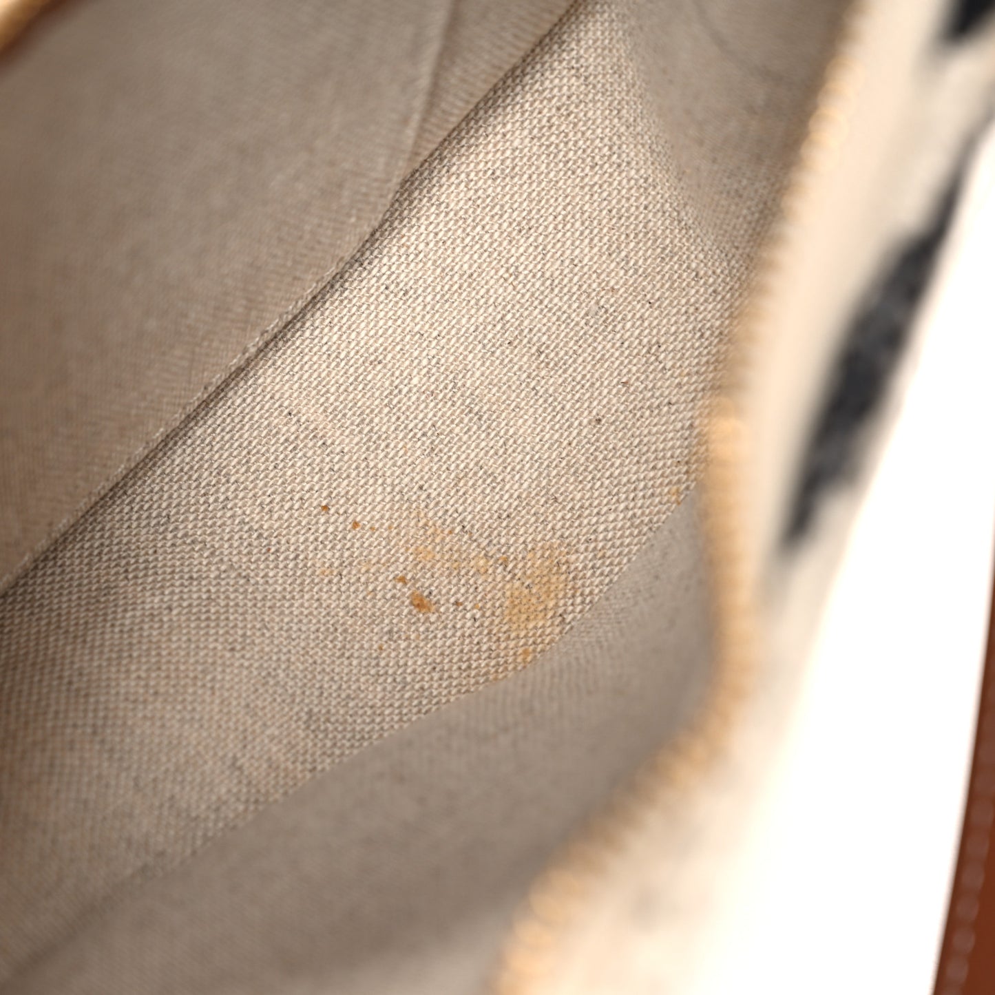 Textile Medium Ava Shoulder Bag White Black