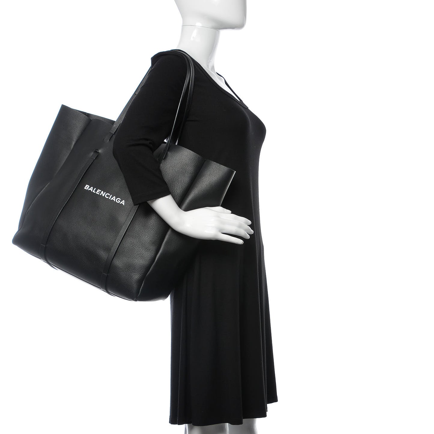 Pebbled Calfskin Medium Everyday Tote Black