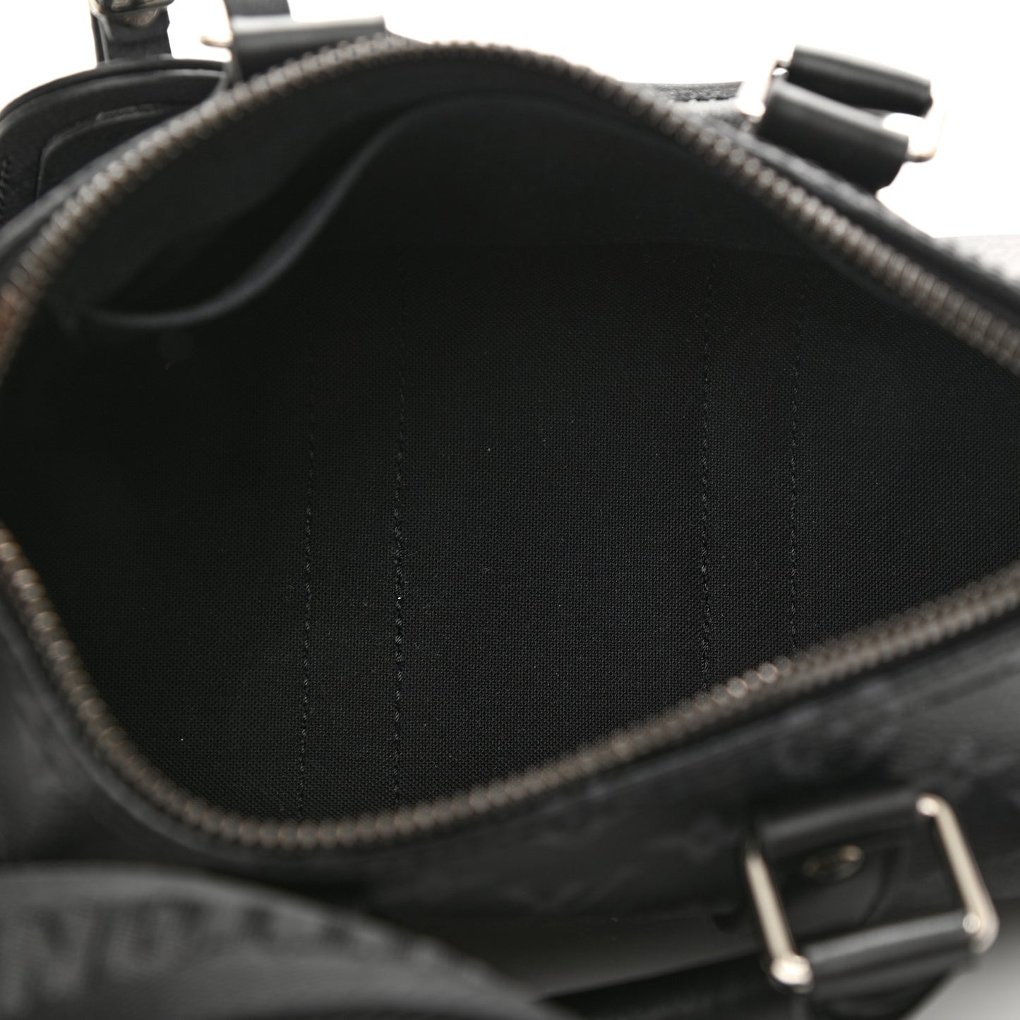 Reverse Monogram Eclipse Keepall Bandouliere 25