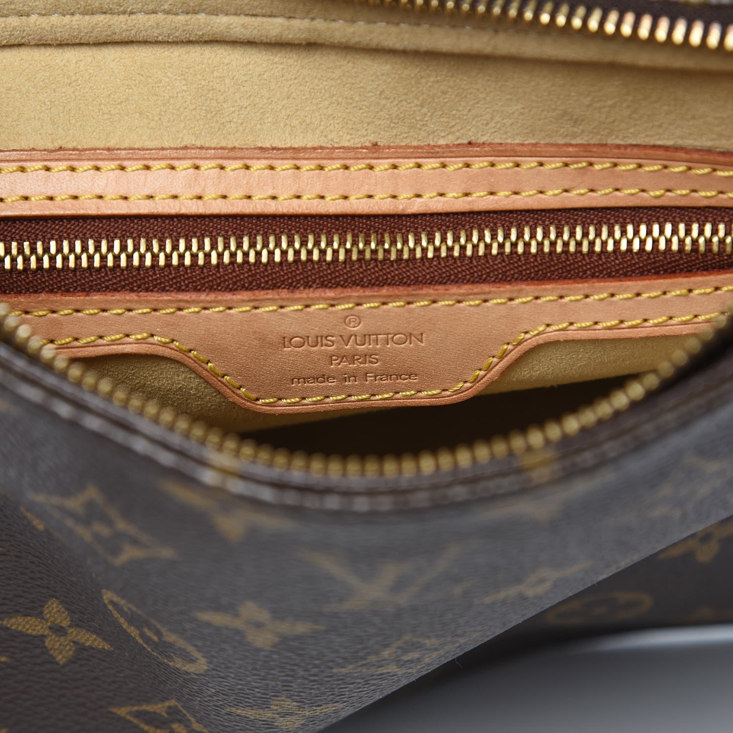 Louis Vuitton Monogram Looping MM 6 of 8