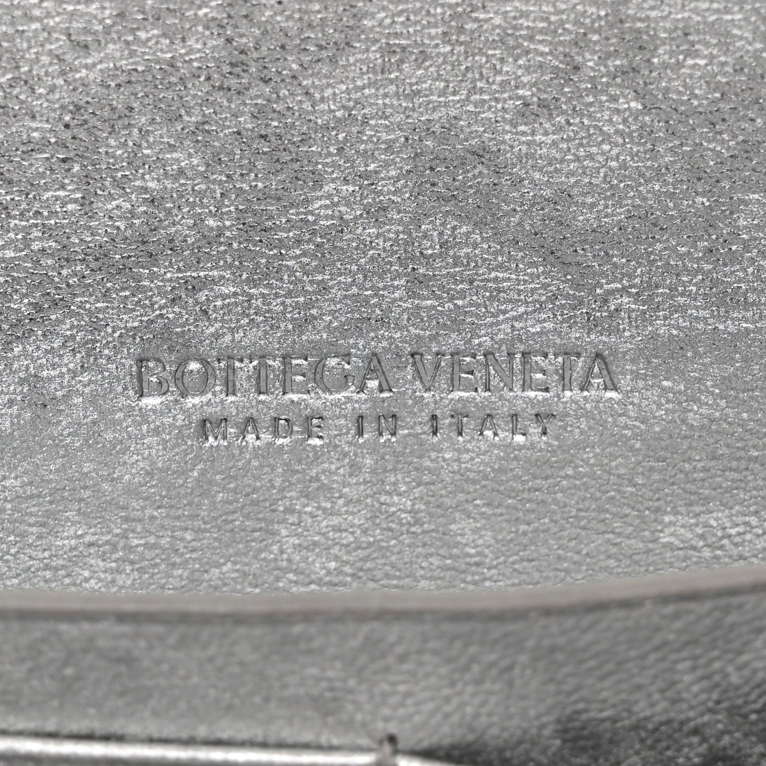 Bottega Veneta Metallic Lambskin Intrecciato Long Andiamo Top Handle Clutch Silver 7 of 11